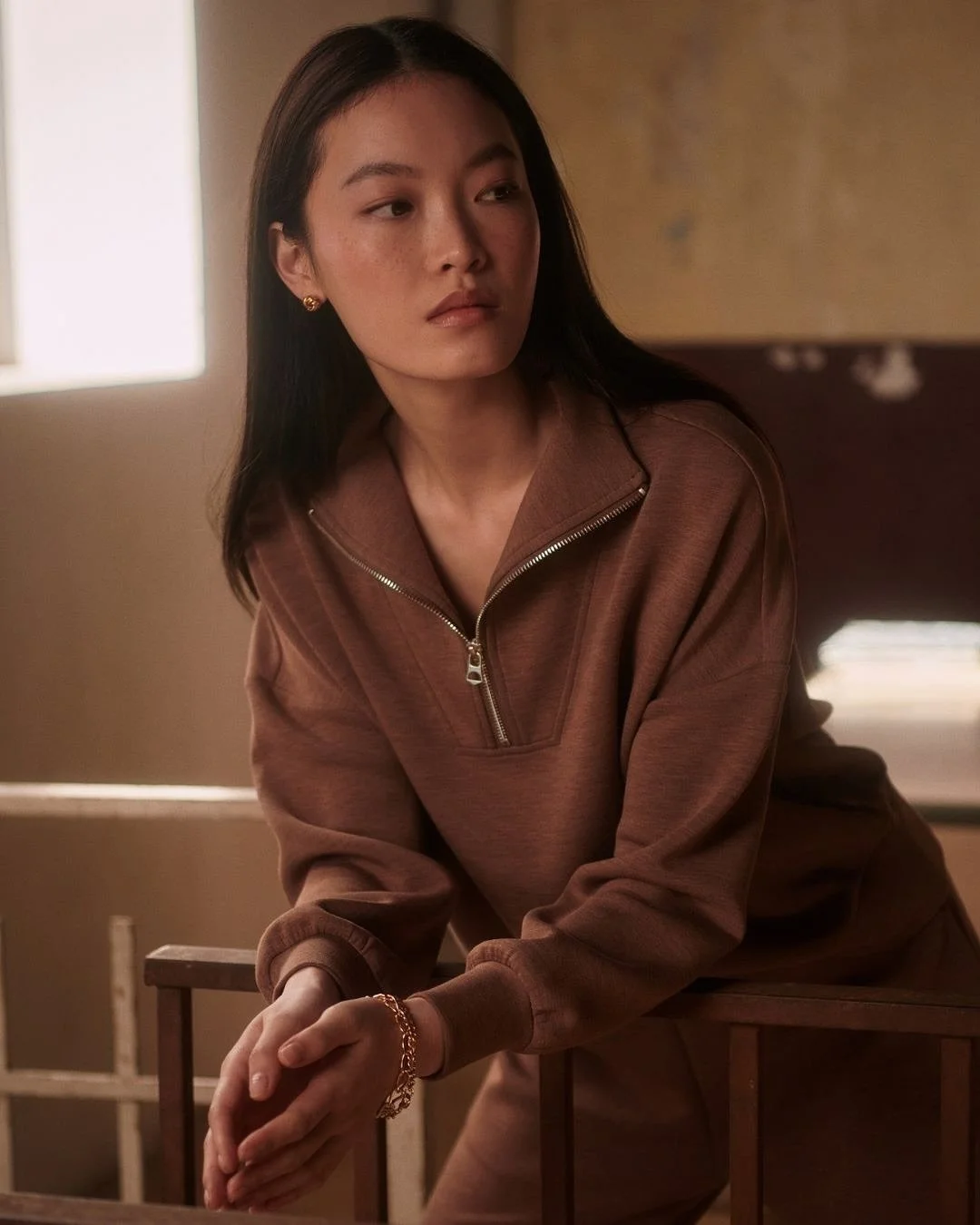 -
#newarrivals
#comingsoon

天氣漸涼，是時候替衣櫥換上秋冬新氣象。VARLEY 新一季帶來一系列百搭又有質感的單品，從經典針織、俐落長褲，到最新的 DoubleSoft&reg; 系列，讓你輕鬆打造舒適又時髦的日常穿搭。別忘了還有外套、大衣與配件，讓整個秋冬都溫暖又有型。

Now available in ASPORT stores.

#fashion
#wellness
#fitness
#asport