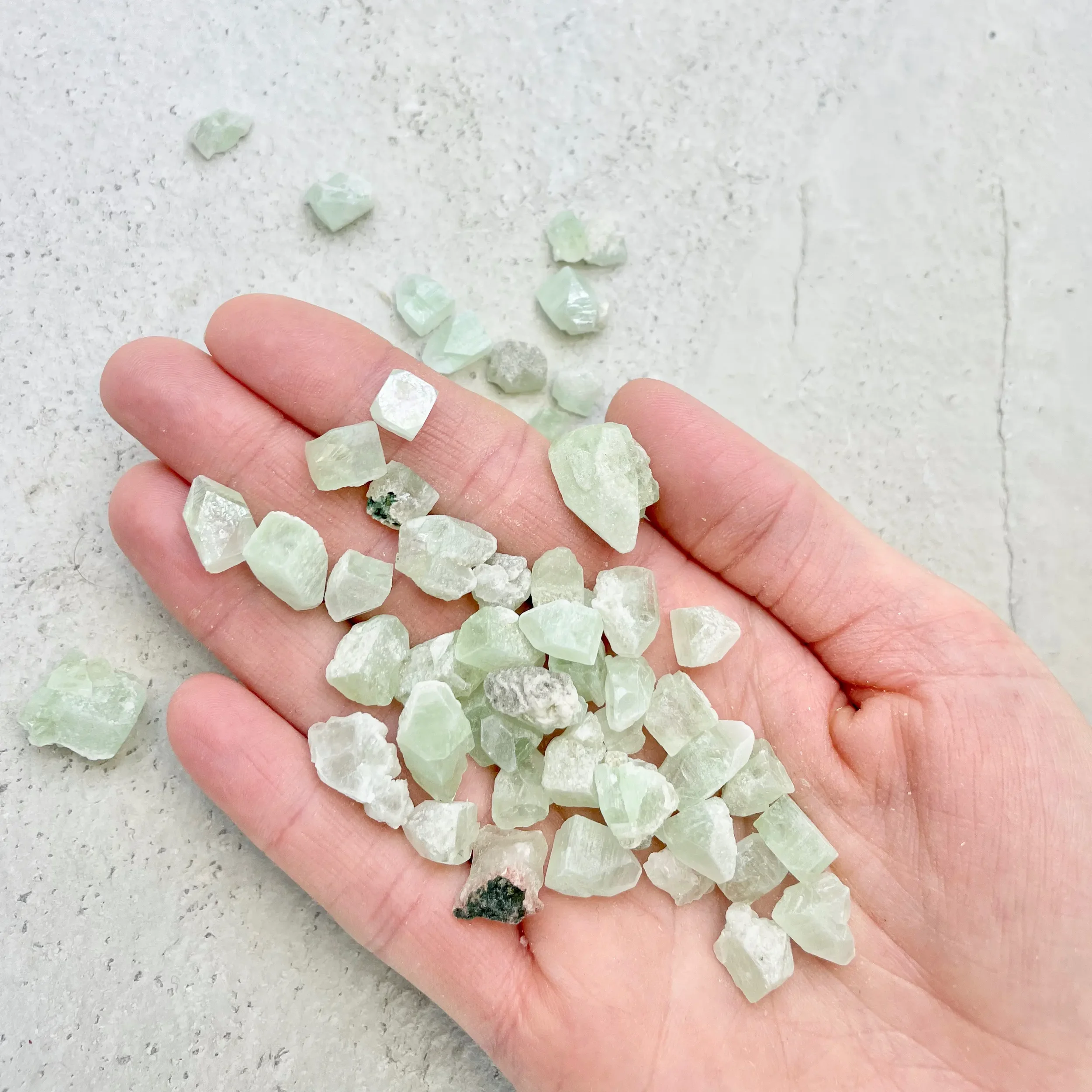 APOPHYLLITE