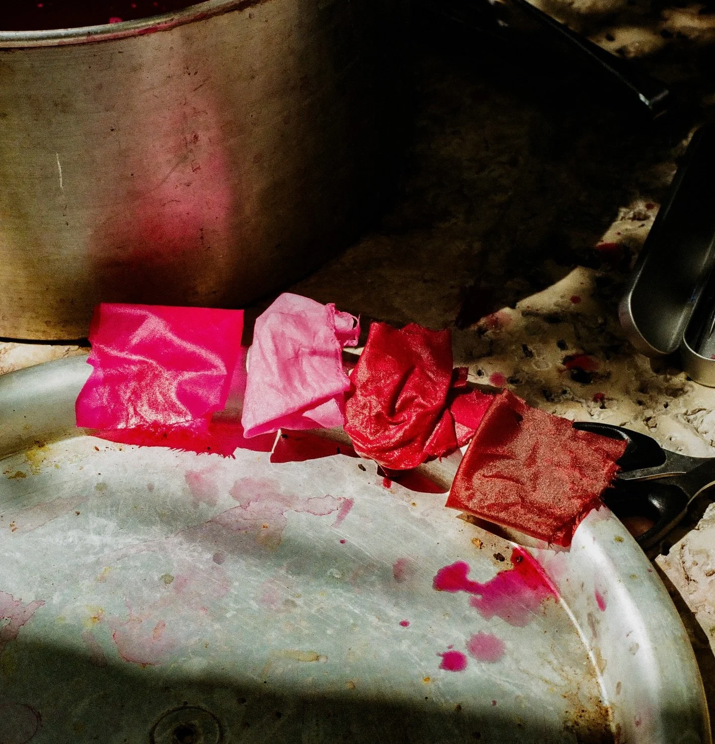 During our last trip to Palestine, we spent some time with Bisho, learning about natural dyeing. It was such a wonderful and enlightening experience. 

Nestled in the heart of Bethlehem, just a little removed from the busy streets, his century-old ho