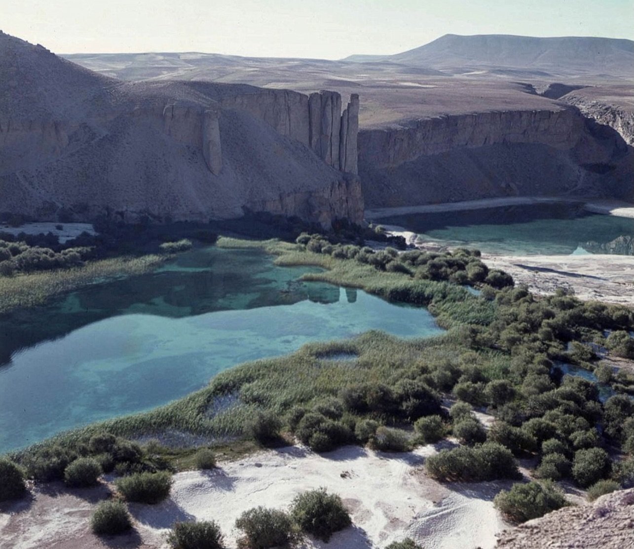 A window into the past can sometimes offer us ways to imagine the future 🎞️

These images, taken by French traveler Francois Pommery during his time in Afghanistan in the late 1960s and early 1970s, showcase a country experiencing relative peace. Bu