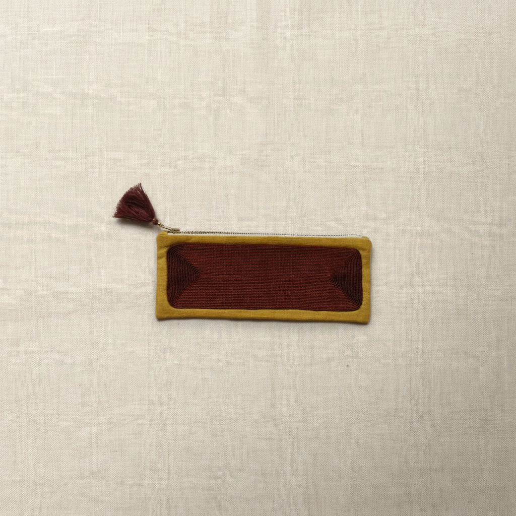 corded pencil case mustard-retouched.png