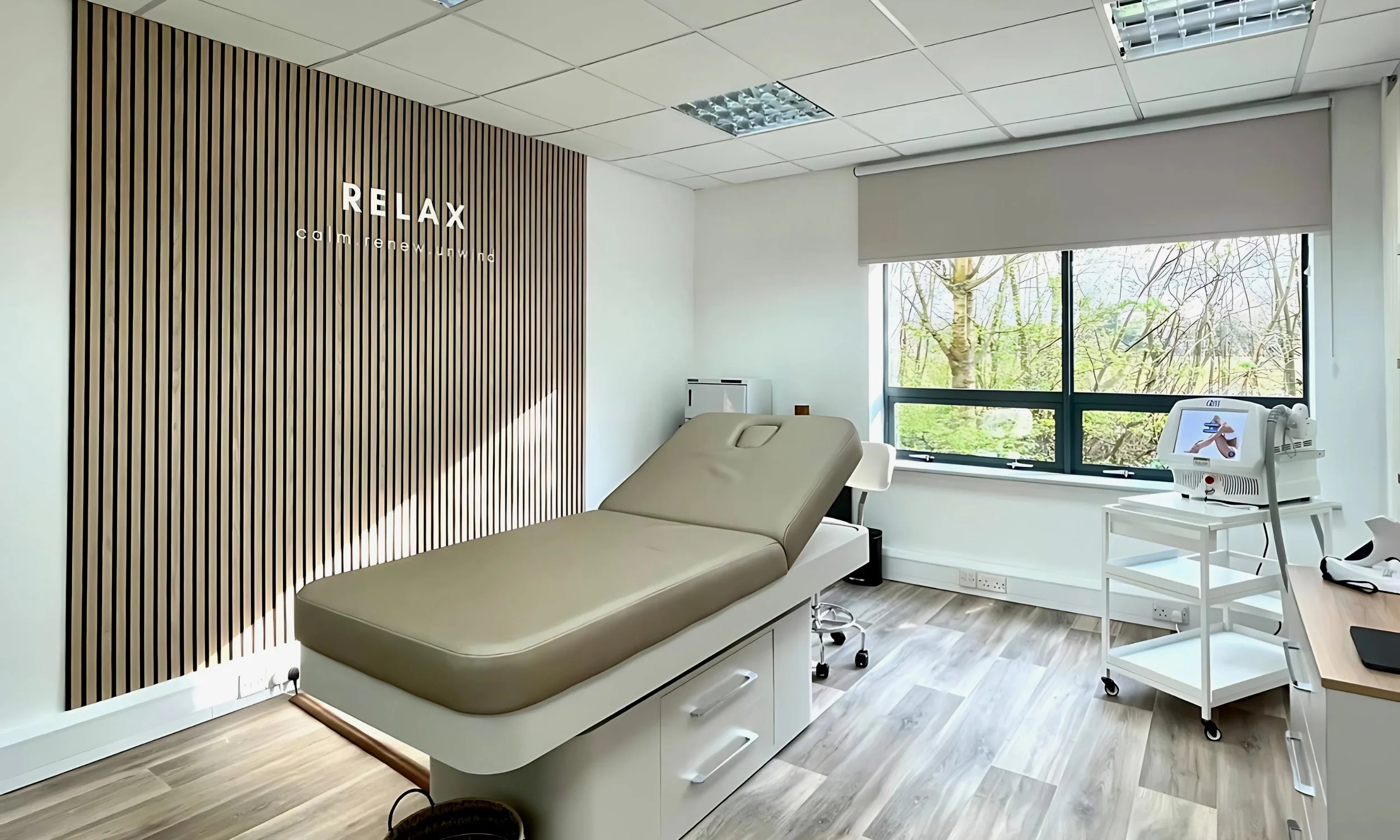 Nail Beauty Salon Crawley West Sussex