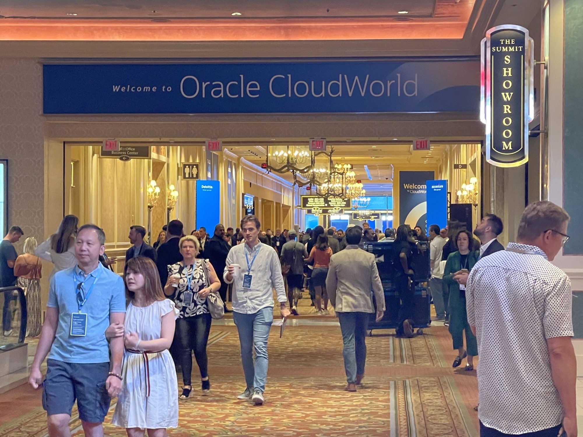OLR at Oracle CloudWorld 2022