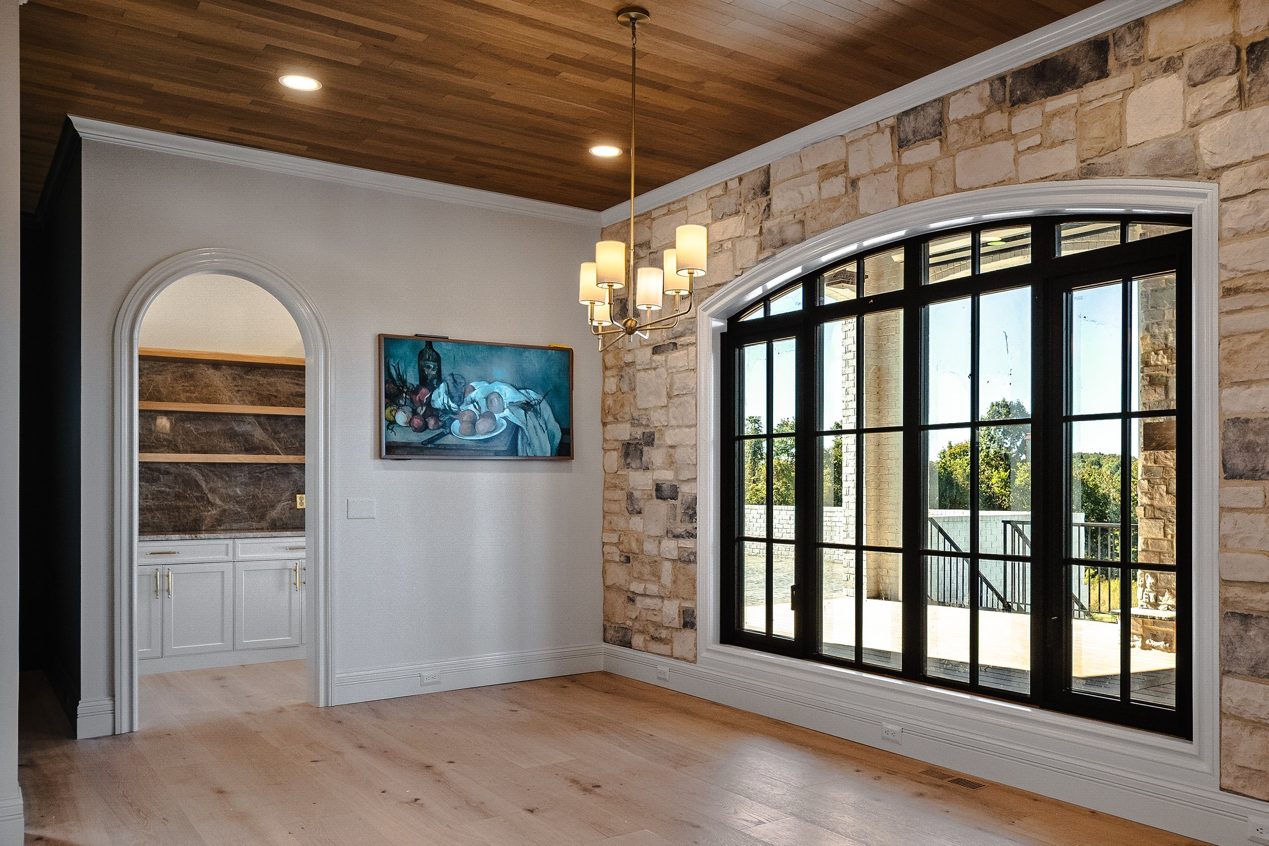 Jones Breakfast nook.jpg