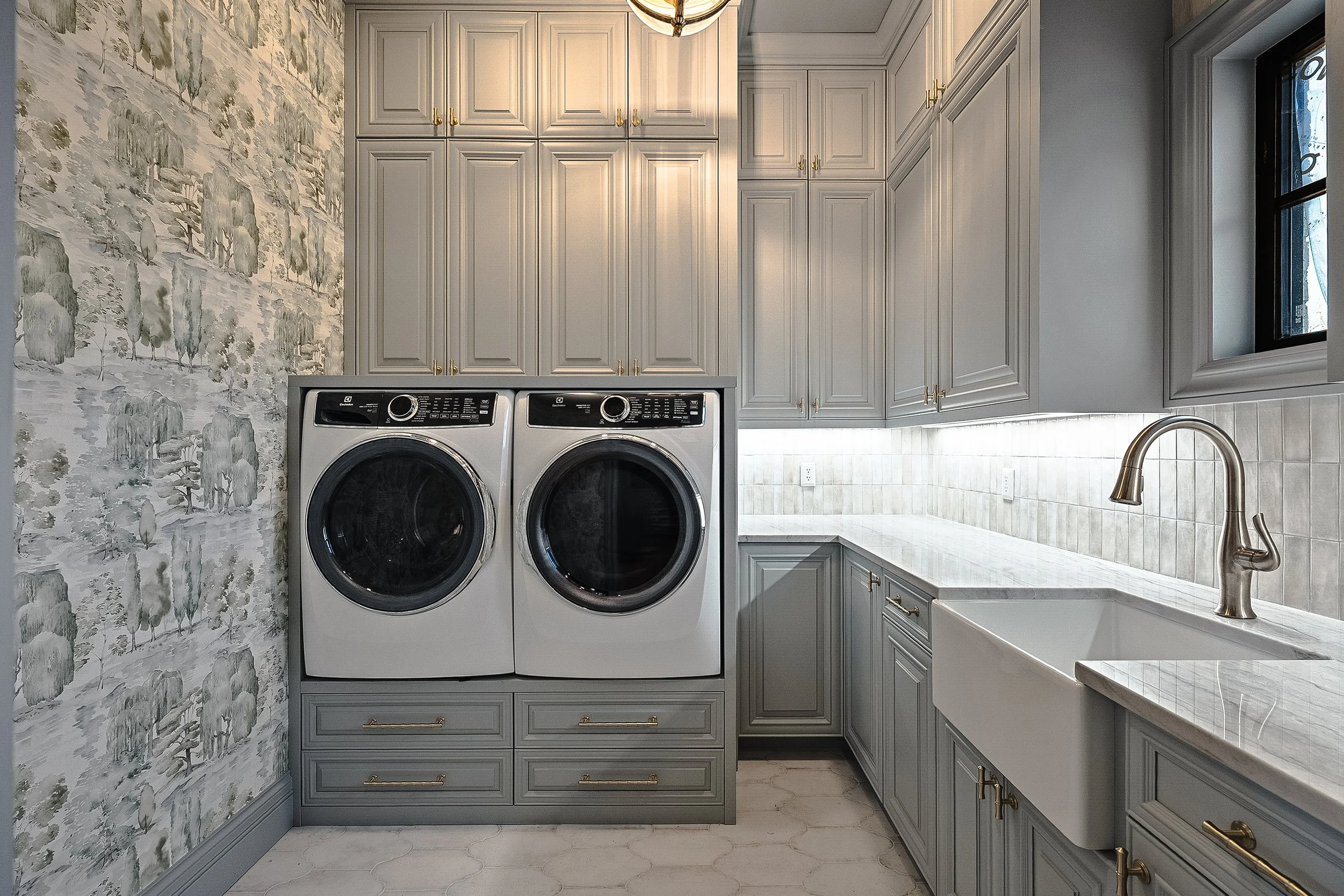Jones Laundry.jpg