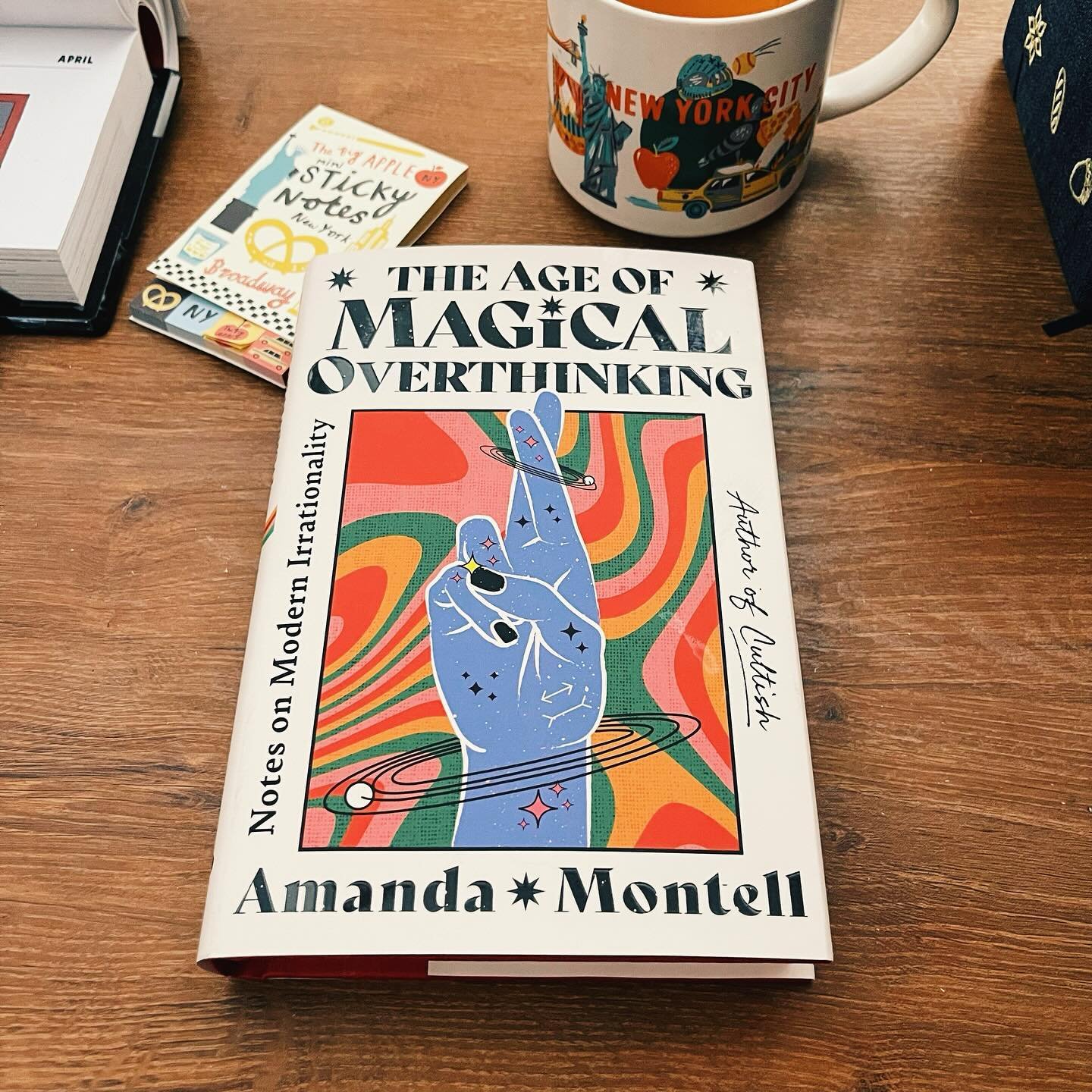 Book mail! I will read anything @amanda_montell writes and I cannot wait to dive into her new book!

#themagicalartofoverthinking #amandamontell #nonfiction #book #bookworm #booknerd