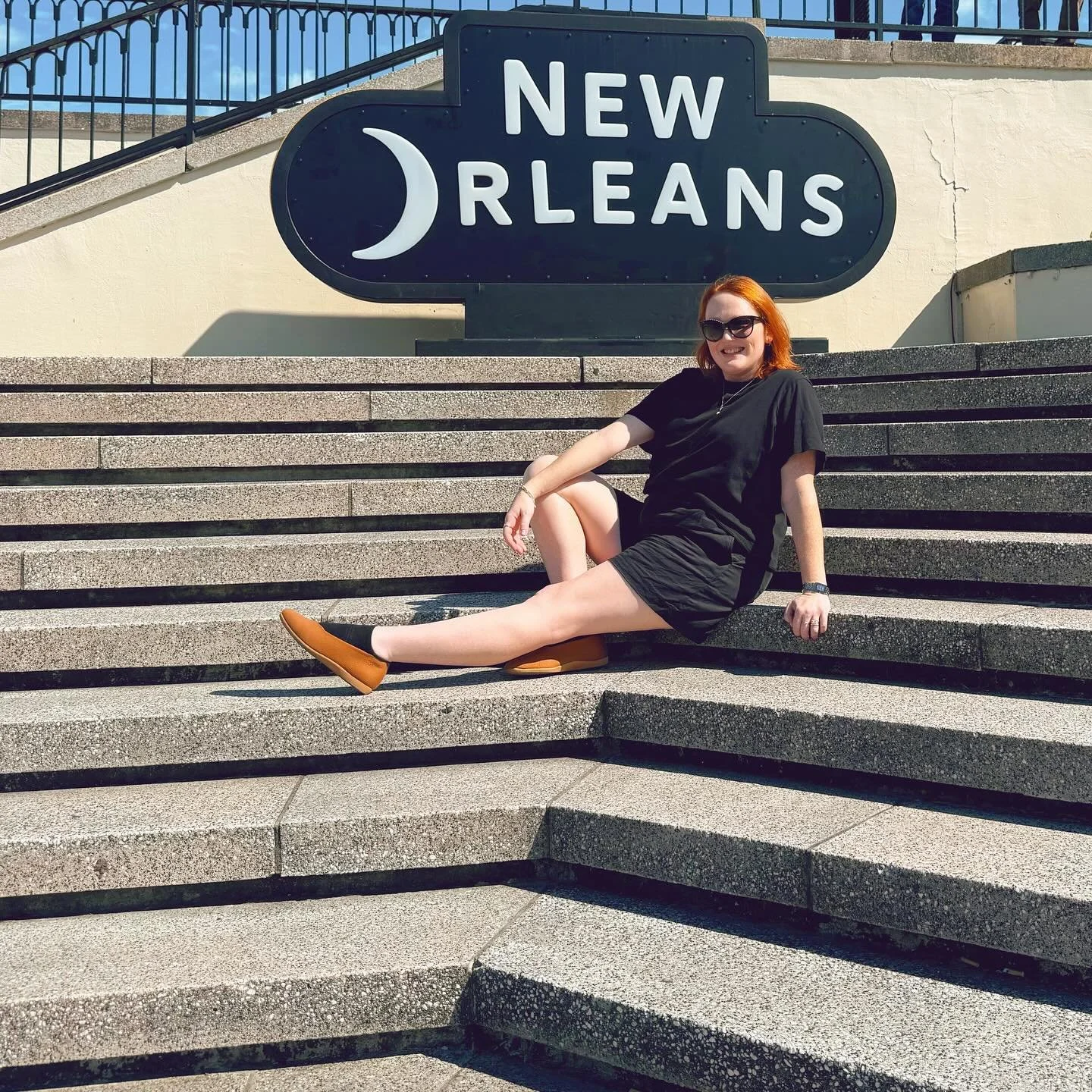 Some Bouchercon highlights! I had a lot of fun in New Orleans. Got to be on a panel for cozy mysteries, hang out with my friend Jordan, meet some of my favorite authors, and procure A LOT of books.

Excuse me while I nap.