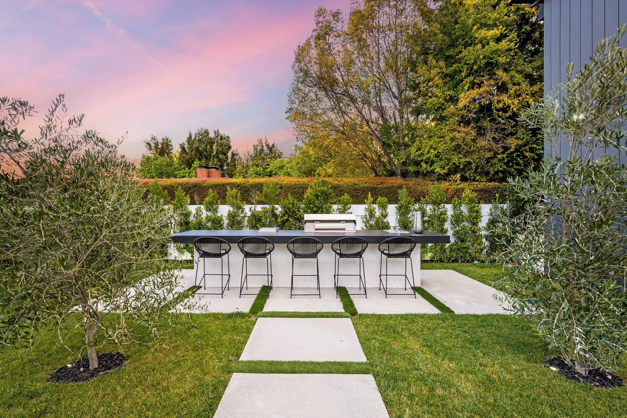 Tarzana Project - Everywhere Outdoor Builders