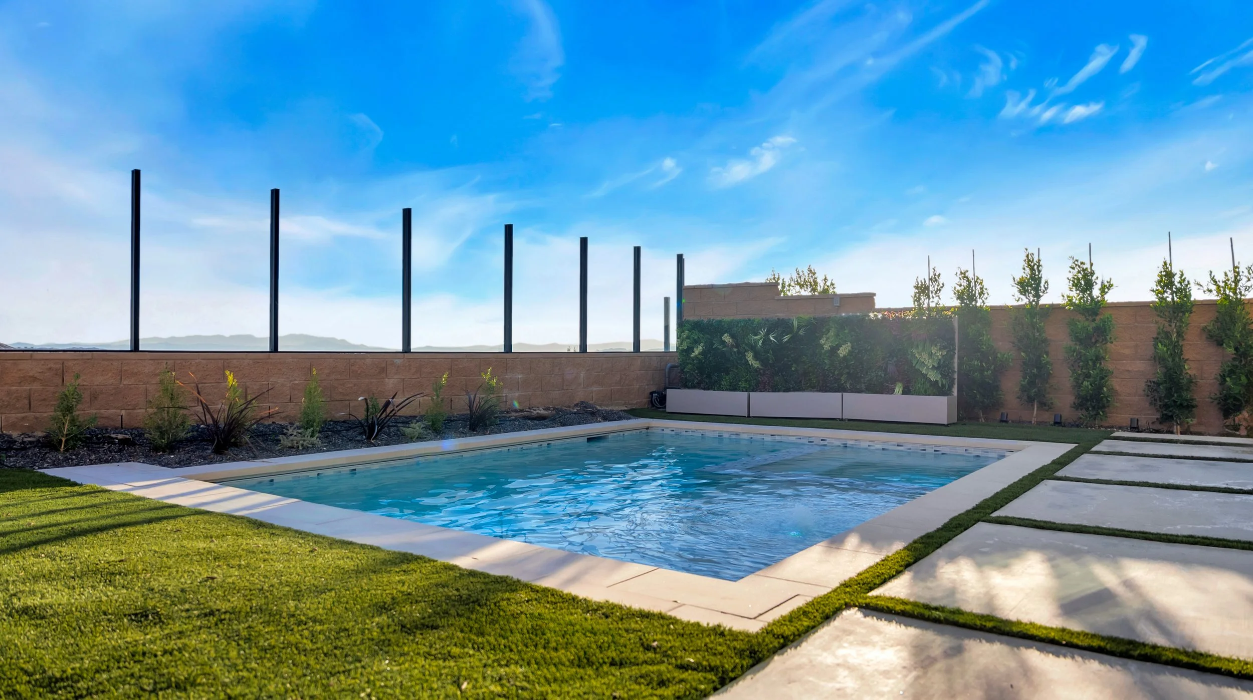 Lonestar Builders Pool builder in Los Angeles