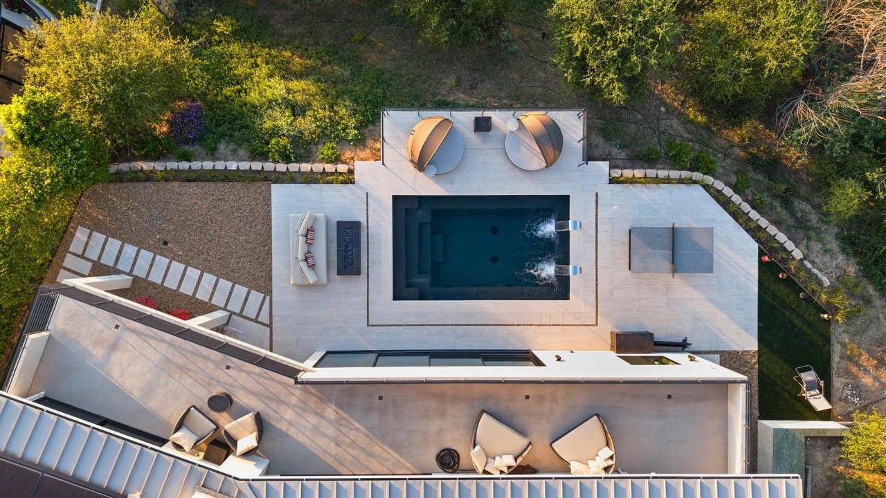 Lonestar Builders CA Los Angeles pool builder