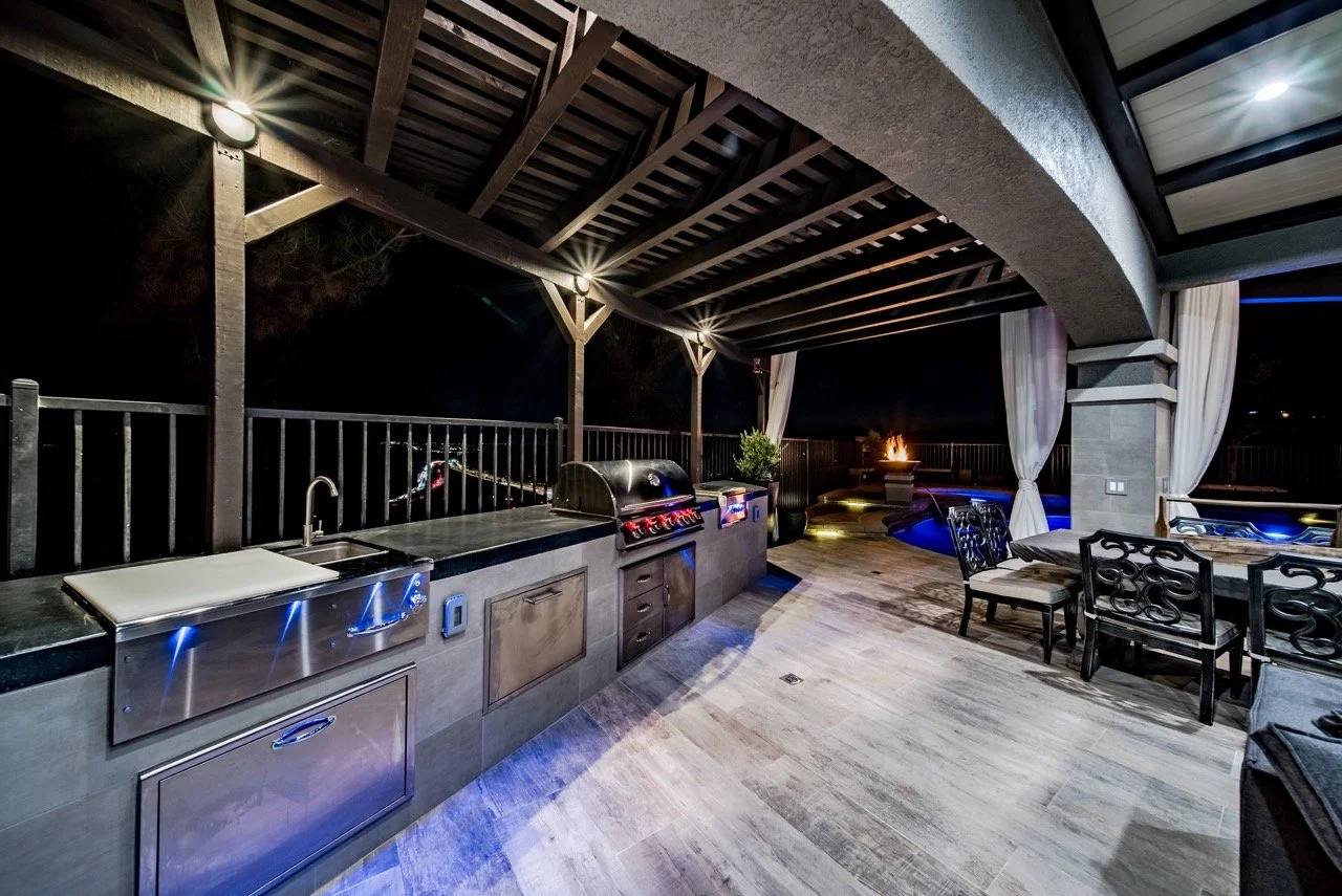 Outdoor kitchen builder in Los Angele