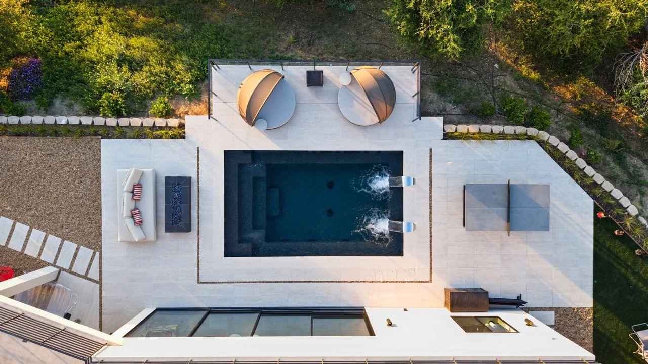 Everywhere Outdoor Builders Pool builder in Los Angeles