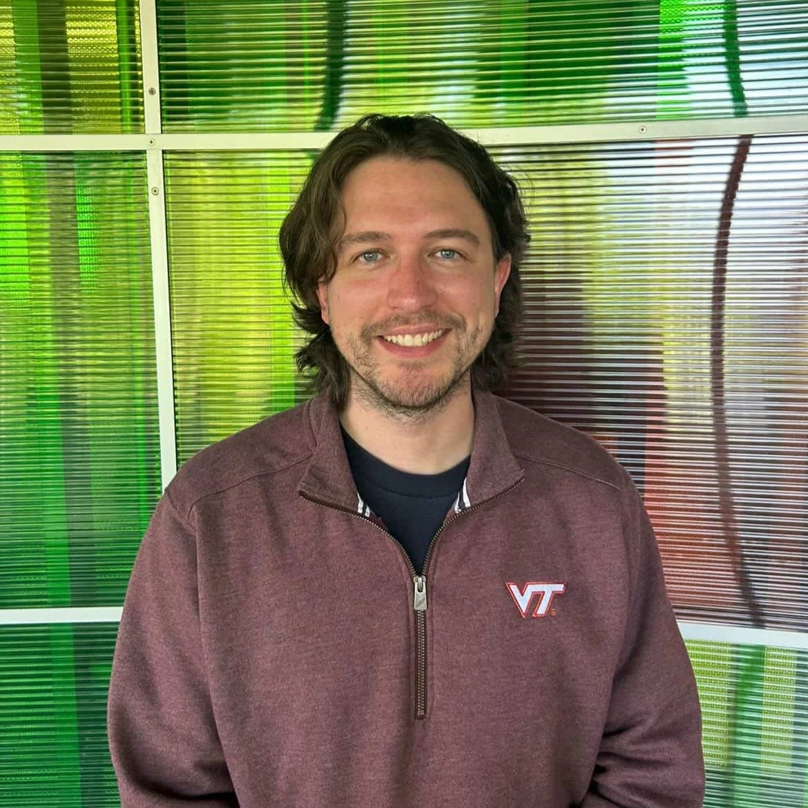 welcome to the new employee and office manager: warren dreiling

he will be the new individual working behind the scenes and is currently writing this post in the third person. we have heard from him that he is excited to walk with the continuing pro
