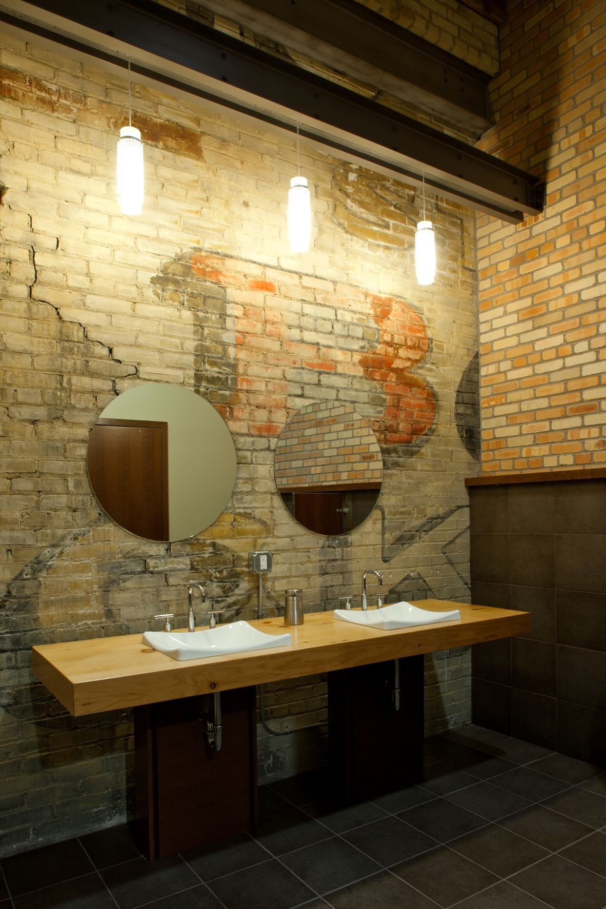 16 Cornerstone-LE&A-GV10_WEB.jpg