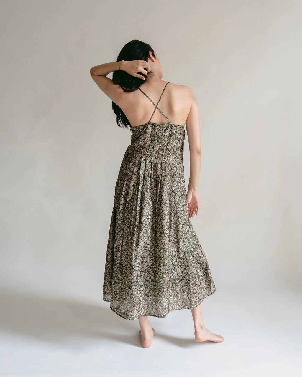 2 The Garden Party Dress (S)  Aaram Se