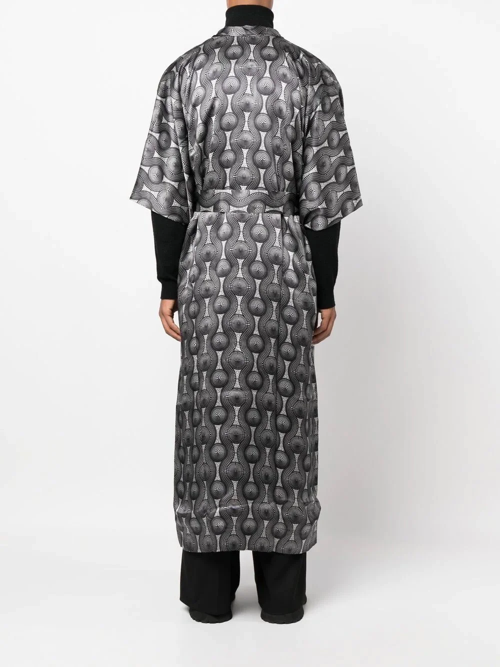 BLACK & WHITE TRIBAL SILK LONG KIMONO