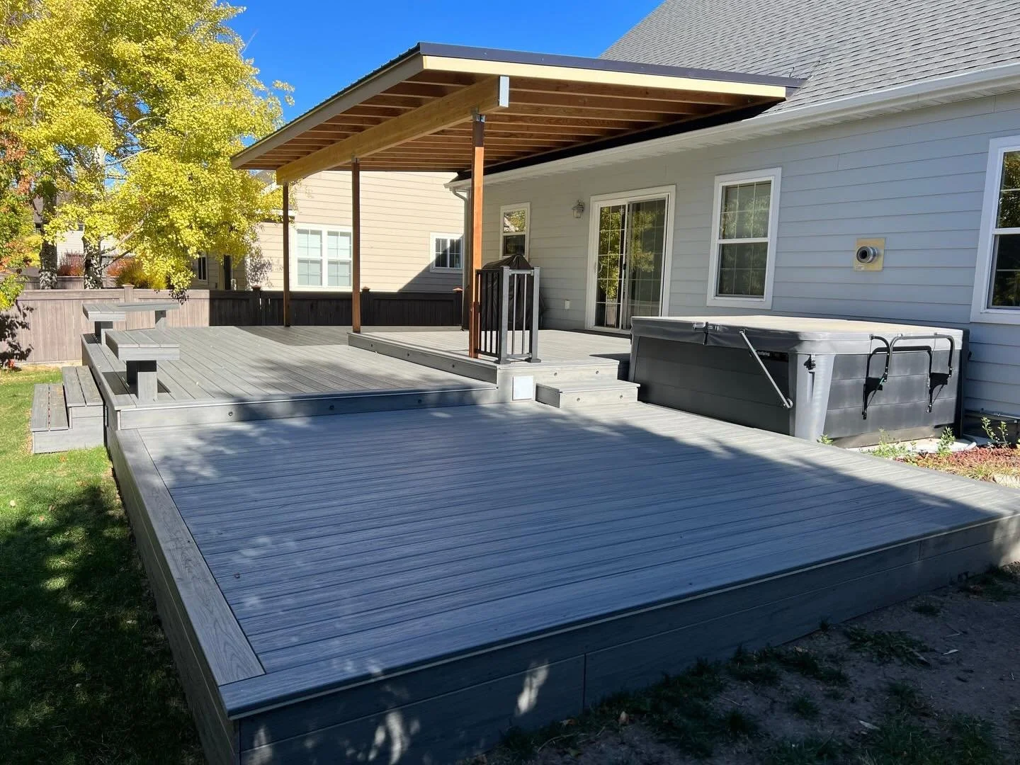 Decks are for day and night enjoyment. Let us help you elevate your backyard! Swipe to see the before 😉 #bozemanmontana #bozemanconstruction #bigsky #bigskymontana #bigskyconstruction