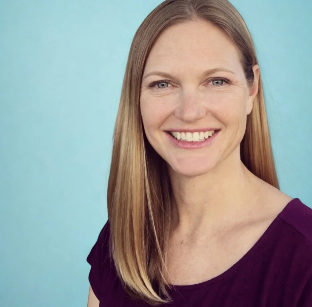 image of somatic therapist palm desert, Lauren fox, lcsw