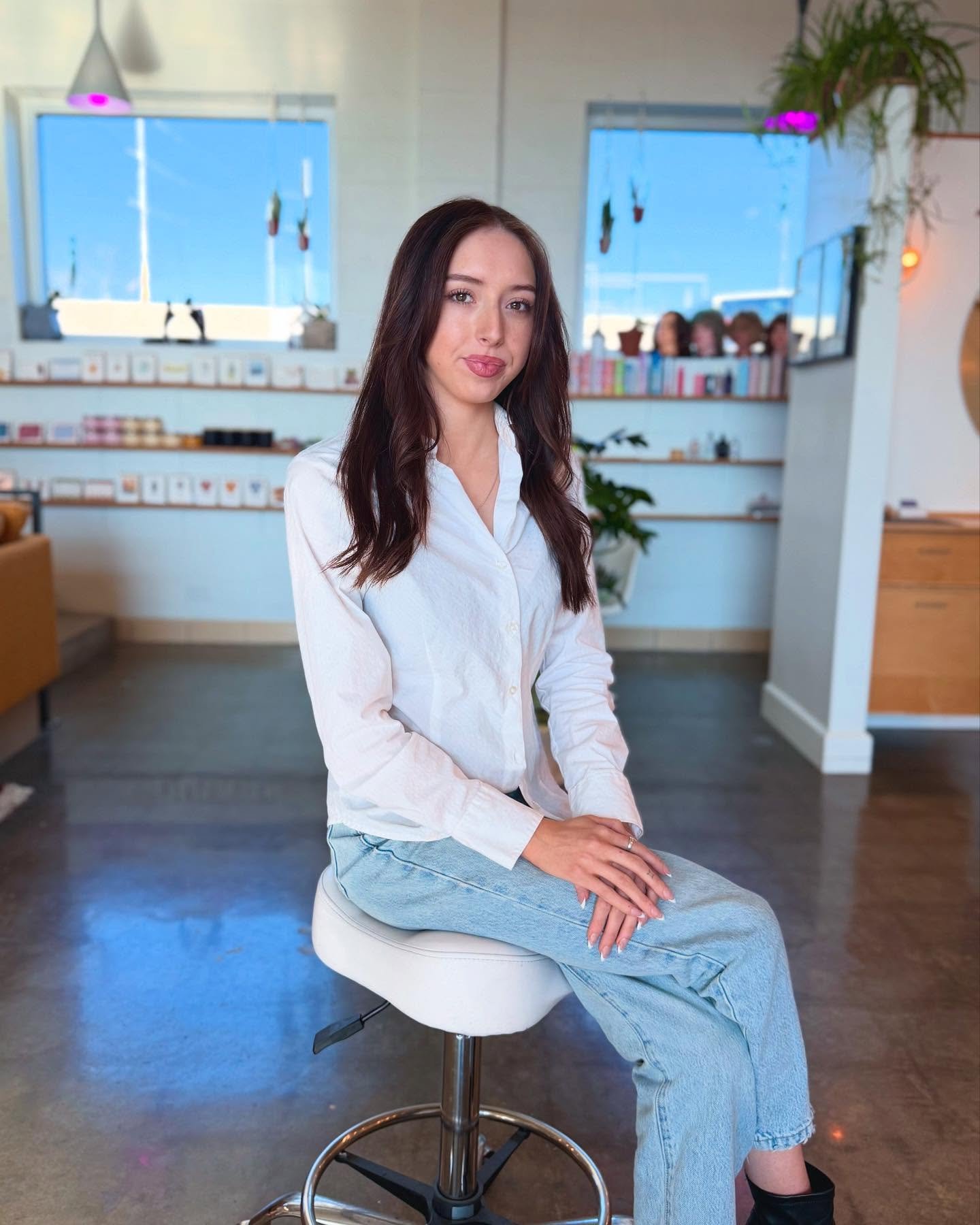 We are thrilled to introduce our newest stylist & apprentice ✨Luci✨ @hair_by_luci_ to you all! She recently graduated from @paulmitchellop and will begin her training with our owner @kayla__bennett on 1/7 ✂️🌹Give her page a follow & show her