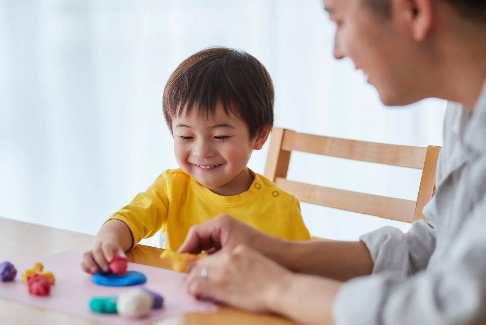 Why Is My Autistic Child Struggling With Speech? What Parents Should Know