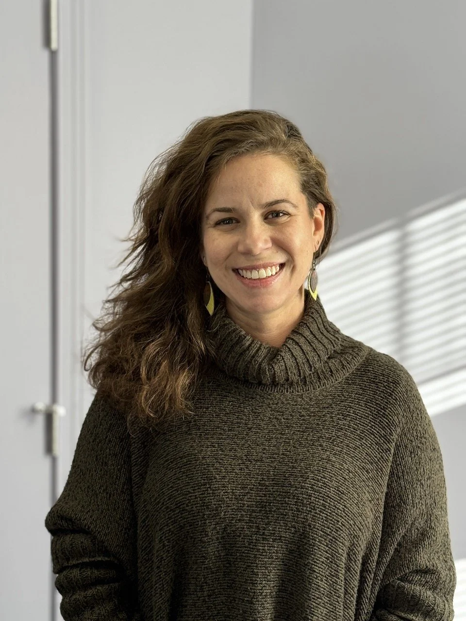 Marcie Hernandez music therapist center for trauma recovery front