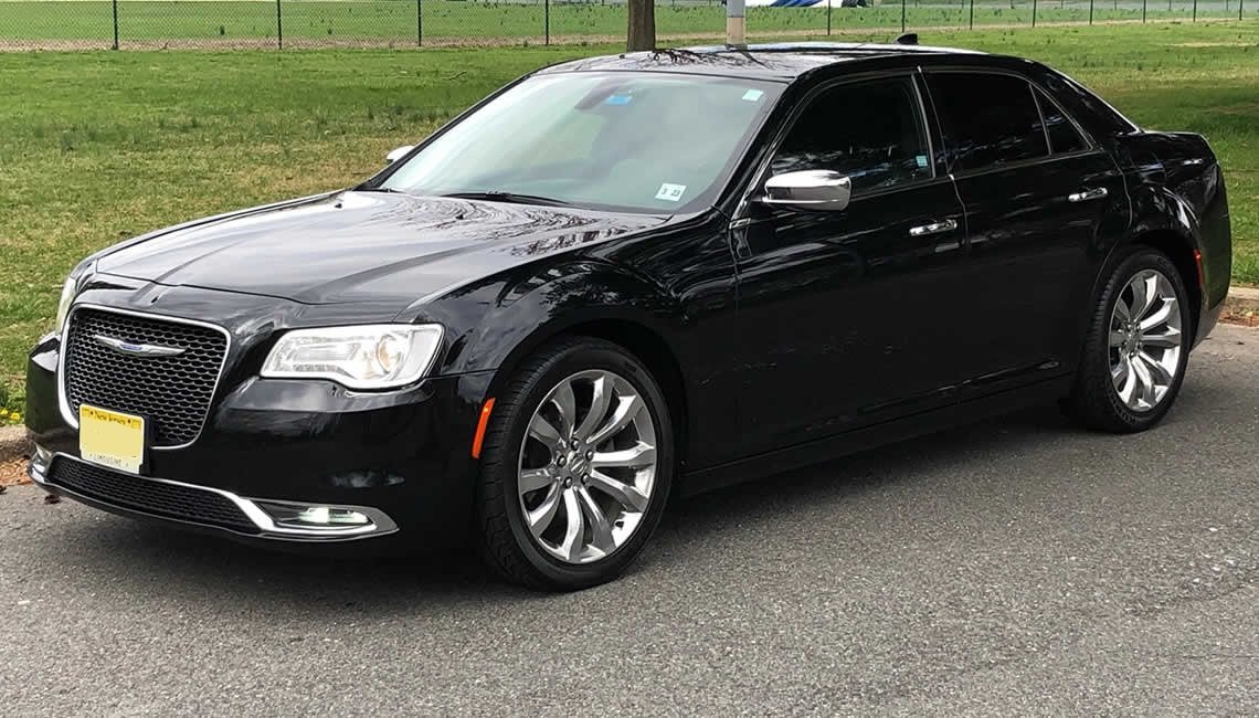 Chrysler300-m1.jpg