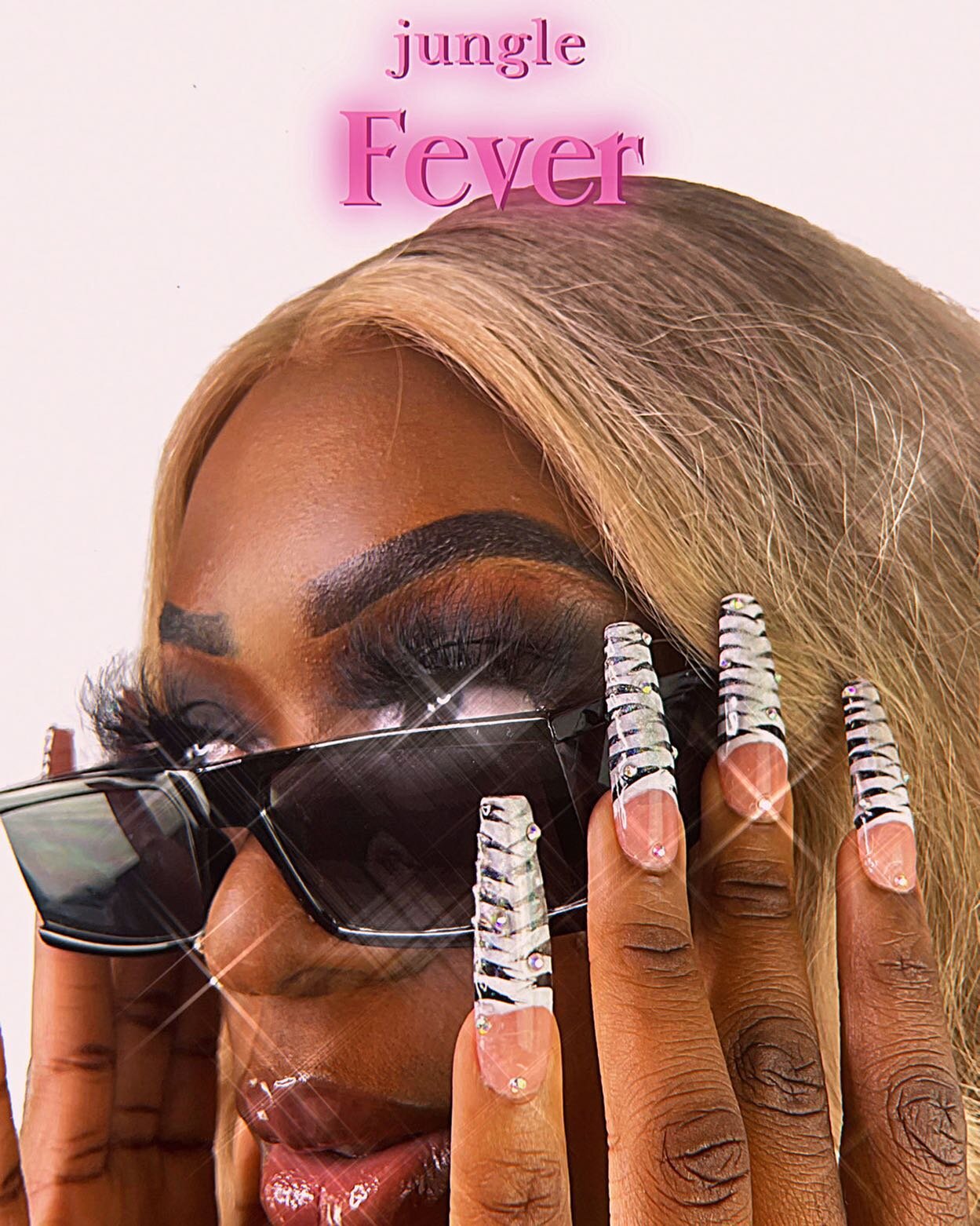 JUNGLE FEVER 
Don&rsquo;t you just love animal print and long nails !?! I know I do! The jungle fever set will be available soon, along with the other sets we have otw. Be on the lookout for when drops, you don&rsquo;t wanna miss it ! 

#neatlypresse