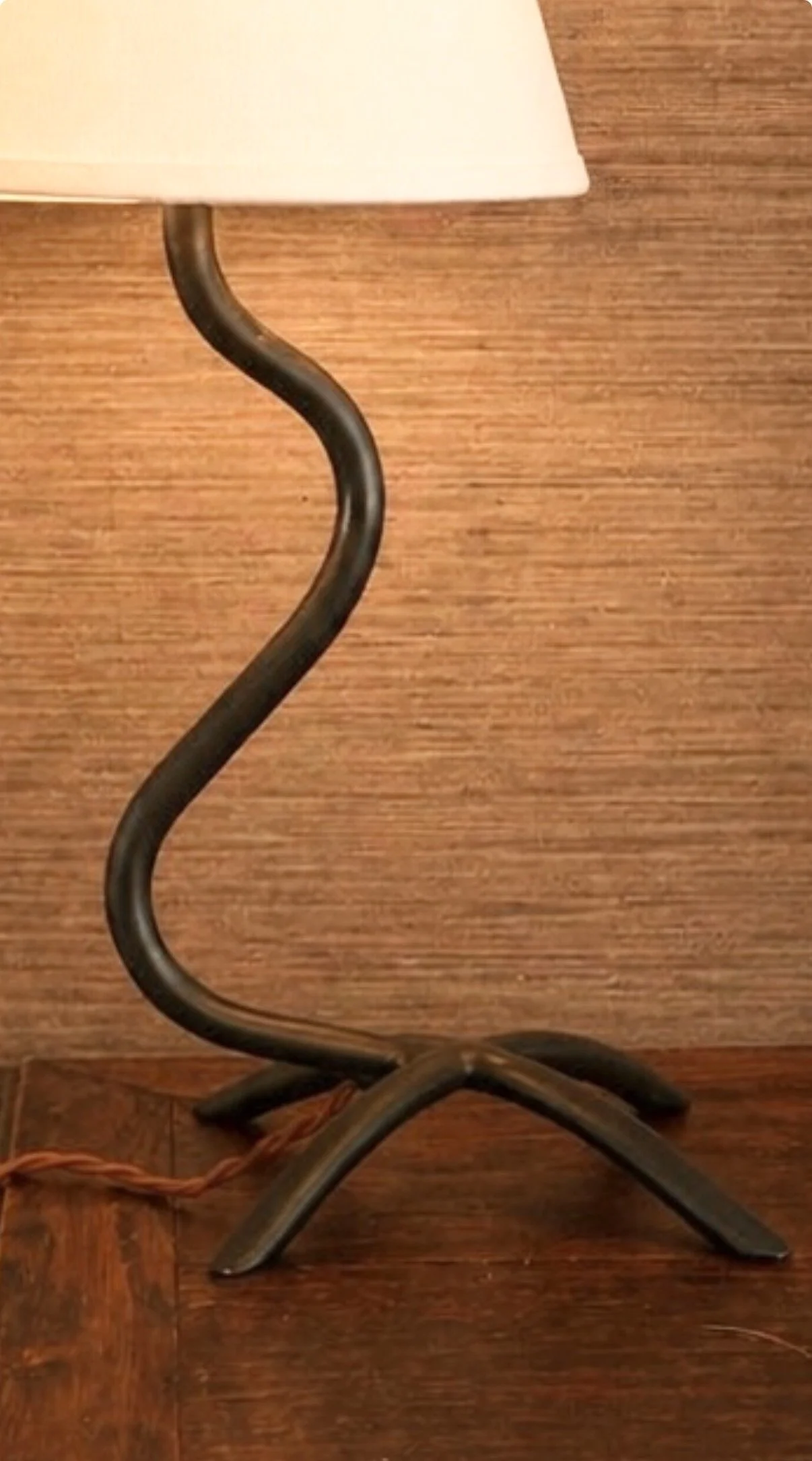 Coquette base detail.jpg