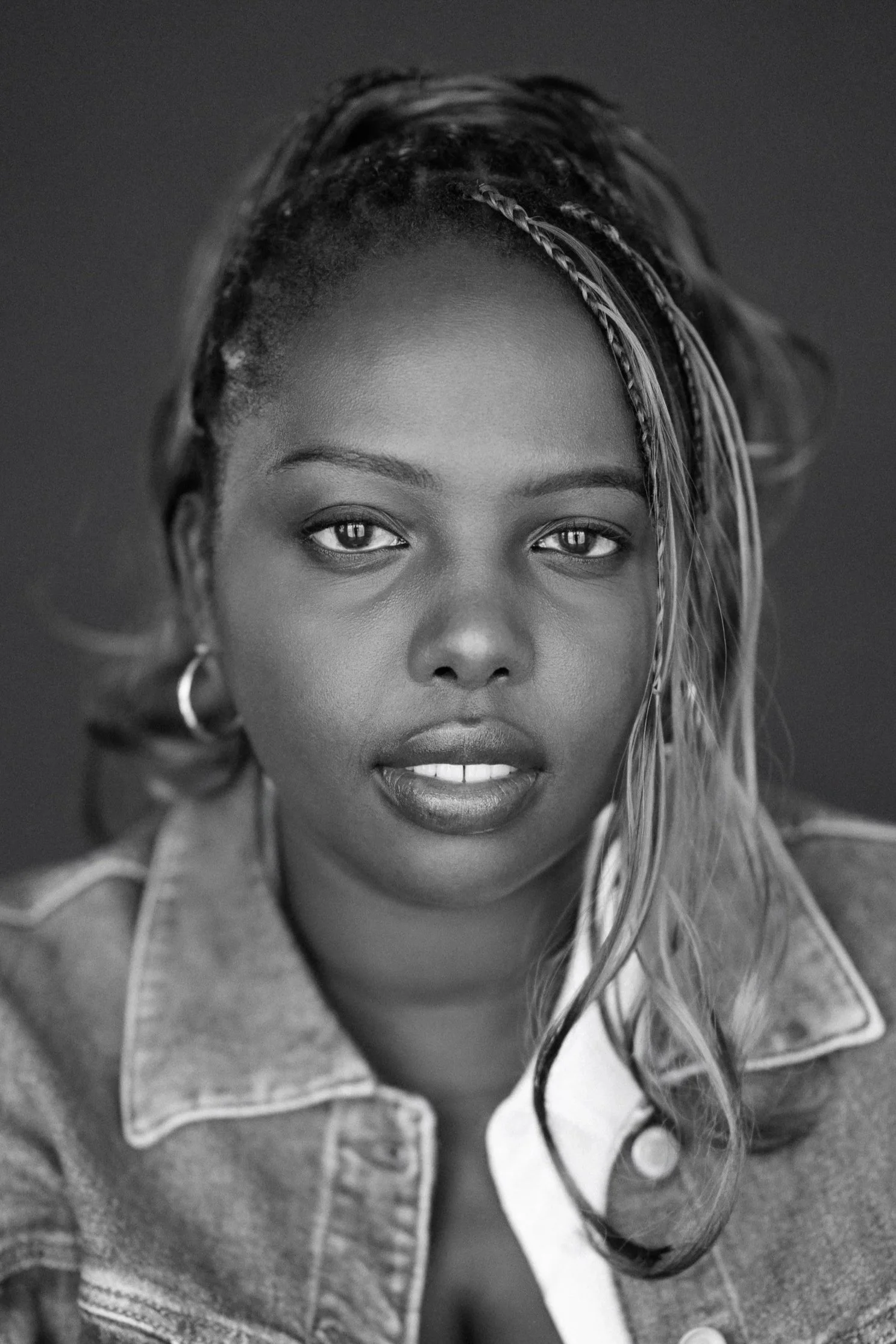 Personal Studio Portraits | Edmonton, Alberta | Portrait and Family Photographer | Edmonton Studio Portraits | Edmonton Headshots | Edmonton Branding Photography | Iveigh Images