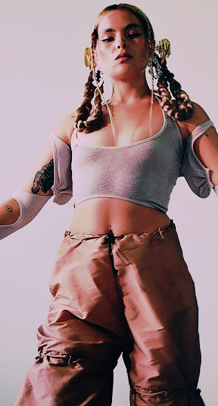 uZine - The Unifica - Saya Gray