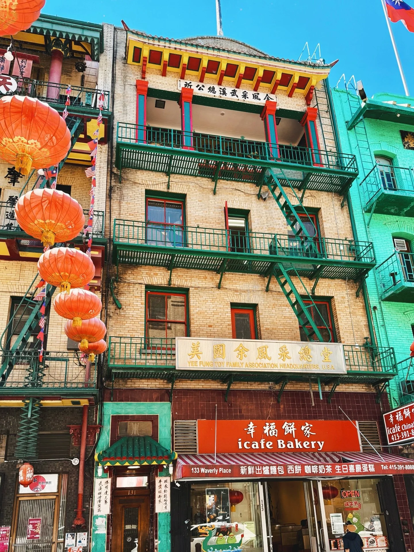 &ldquo;Beauty surrounds you because you create it.&rdquo; Big wisdom inside a little fortune cookie. 🥠 I can&rsquo;t think of a better message to share with artists everywhere. Wandering through the vibrant shops of San Francisco&rsquo;s Chinatown, 