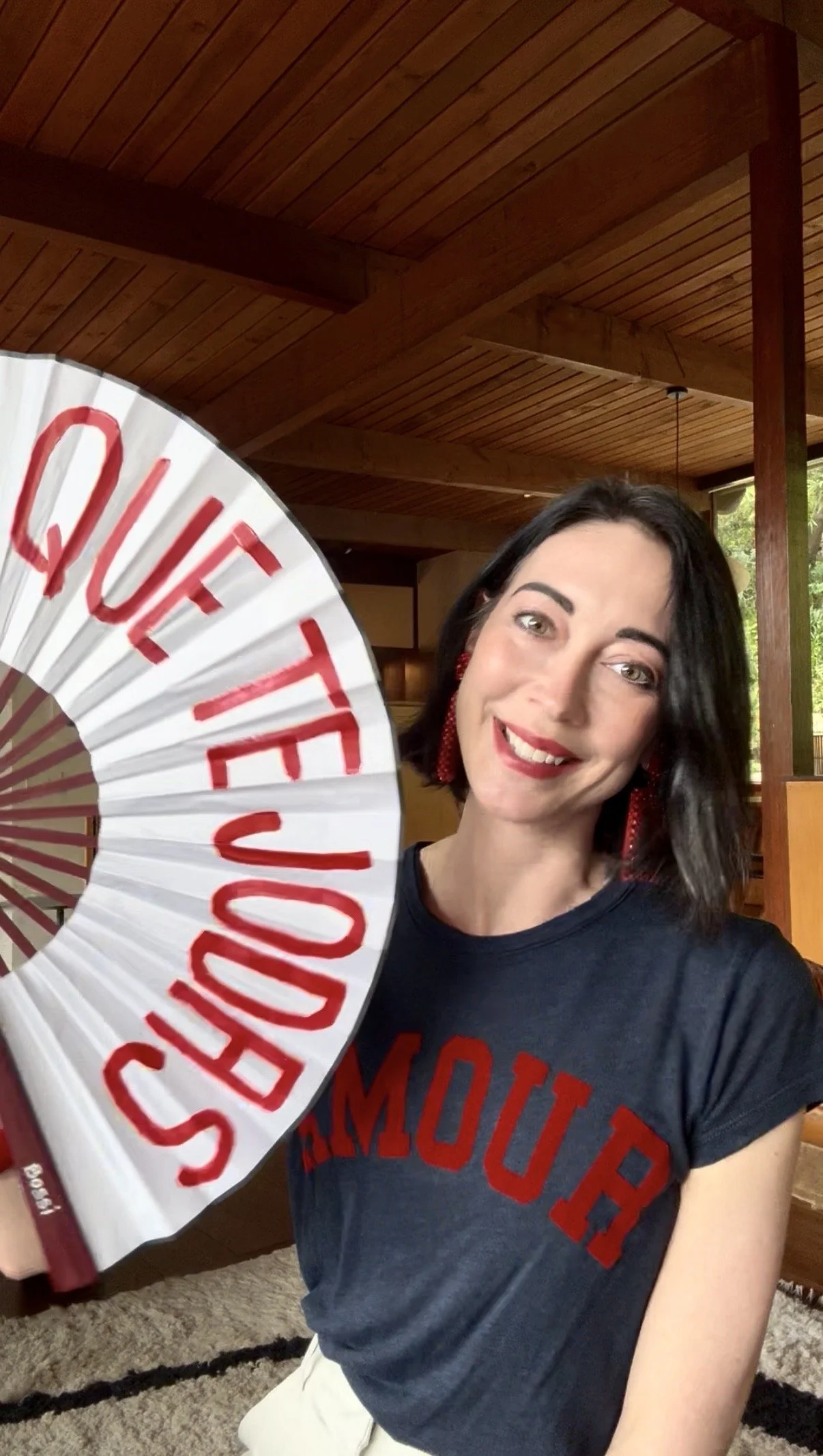 Bossi with QTJ Fan.jpg