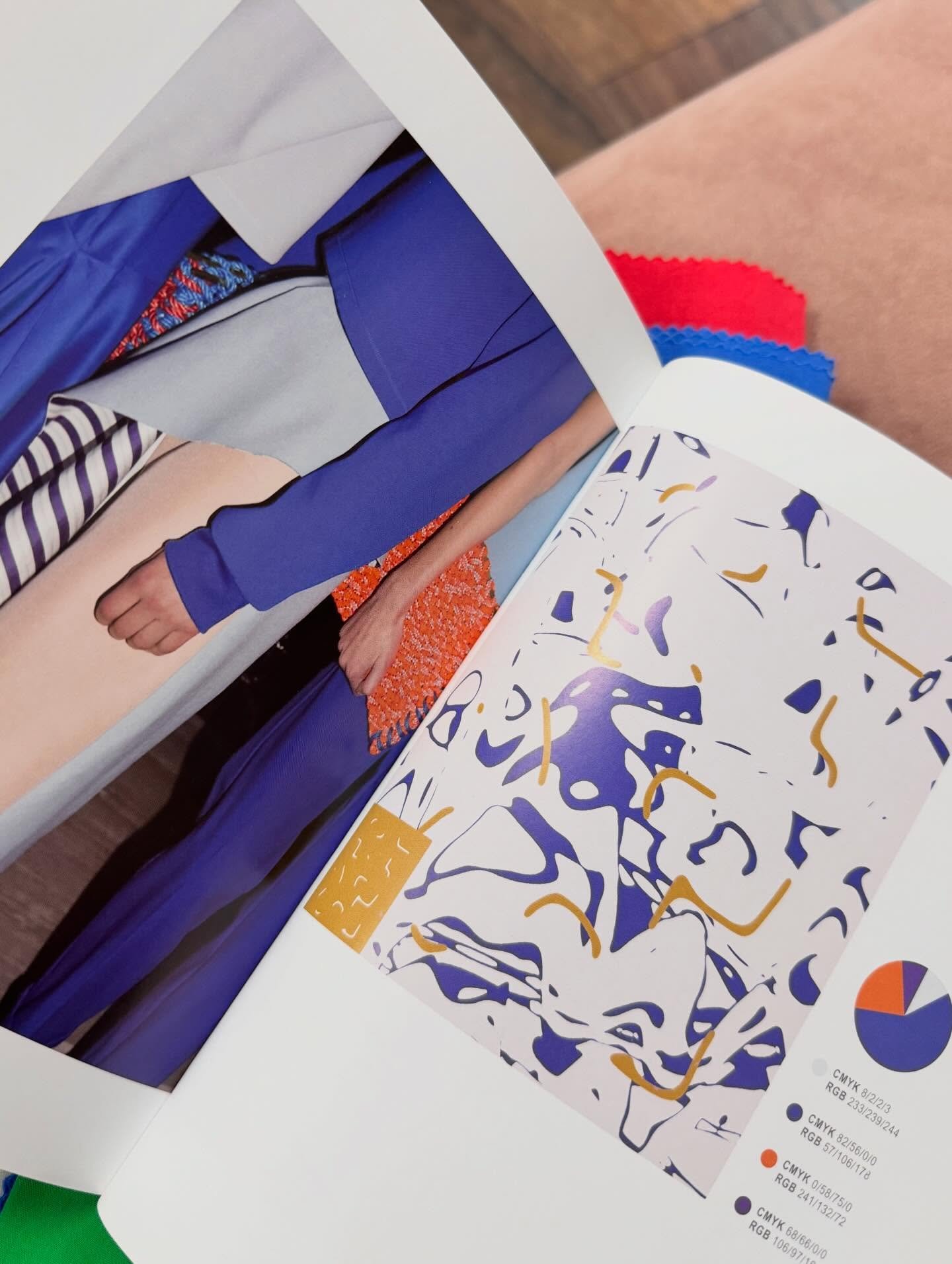 ART. PHOTOGRAPHY. COLOUR.
When you&rsquo;re relaxed, your choices tell the truest story&hellip;

Today I explored palettes with a client; not to decide who they should be, but to observe who they already are. The colours you naturally gravitate towar