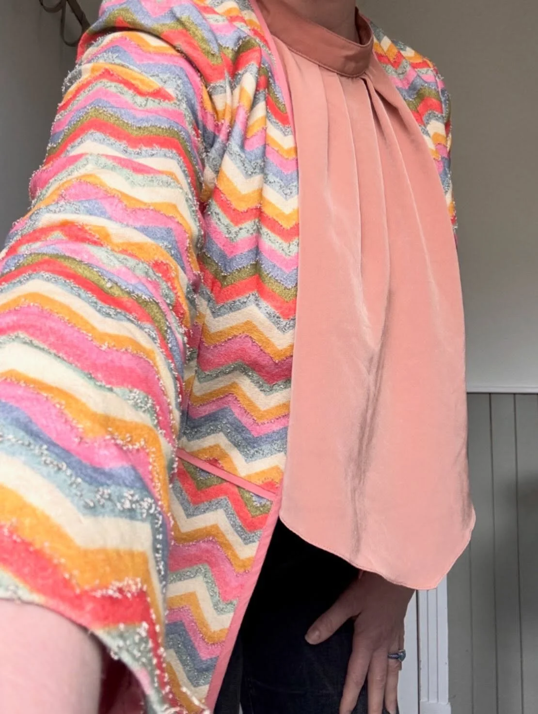 WARDROBE WONDERS 
Have a rake through, before purchasing new 🌈
#spring