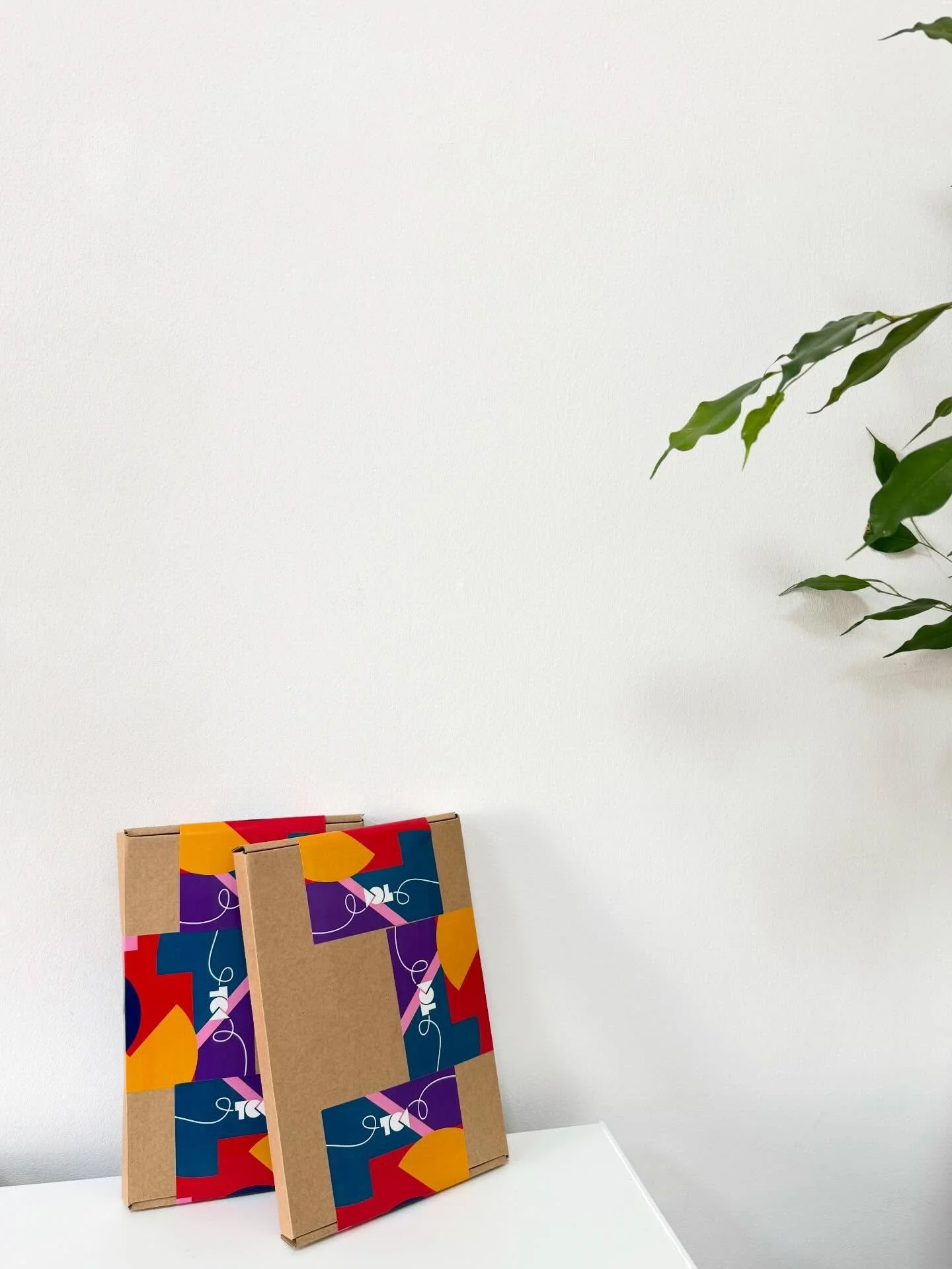 BEAUTIFUL PACKAGES
Containing our beautiful products, and a couple of happy looking lasses ;) 

I&rsquo;m a colour &amp; style consultant, and my jewellery pieces are part of how I help people express their individuality 🌈

Thanks for shopping with 