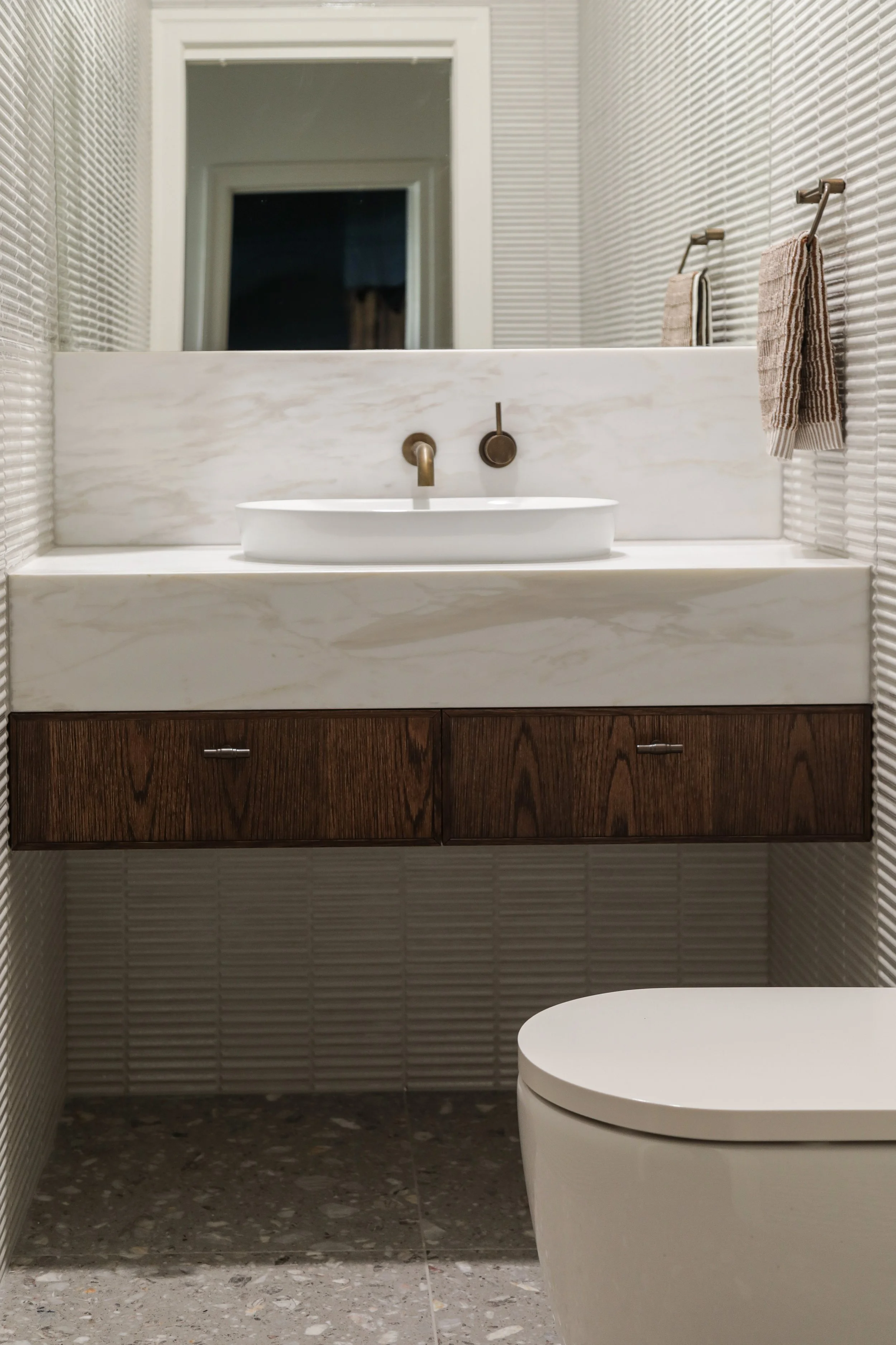 Bec-S-SURREY_HILLS-5583.jpg