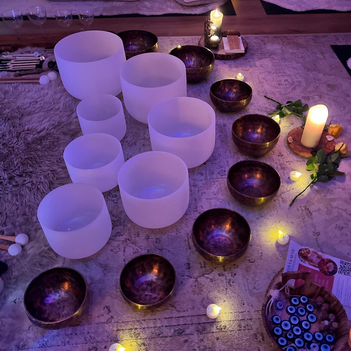 Immersive Sound Healing Experience 🤍 Tonight! 7-8.30pm, Altrincham.
Book via the 🔗 in my bio 

FIND OUT MORE 👇🏼
Sound has been used as a healing medium in various cultures since the ancient times, with the common intention to create flow &amp; re