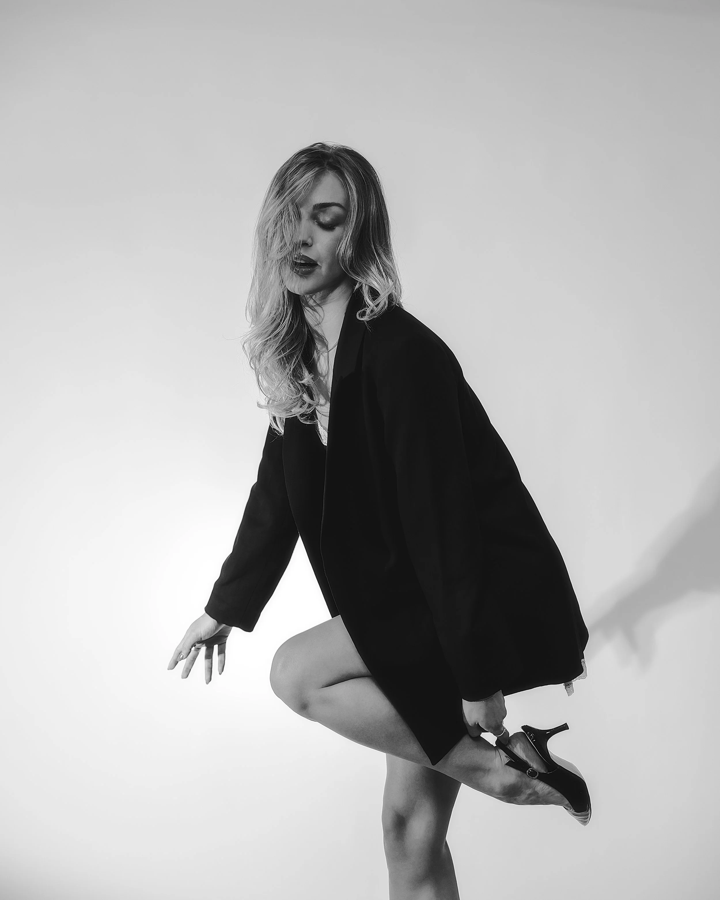 SOPHIA BELL