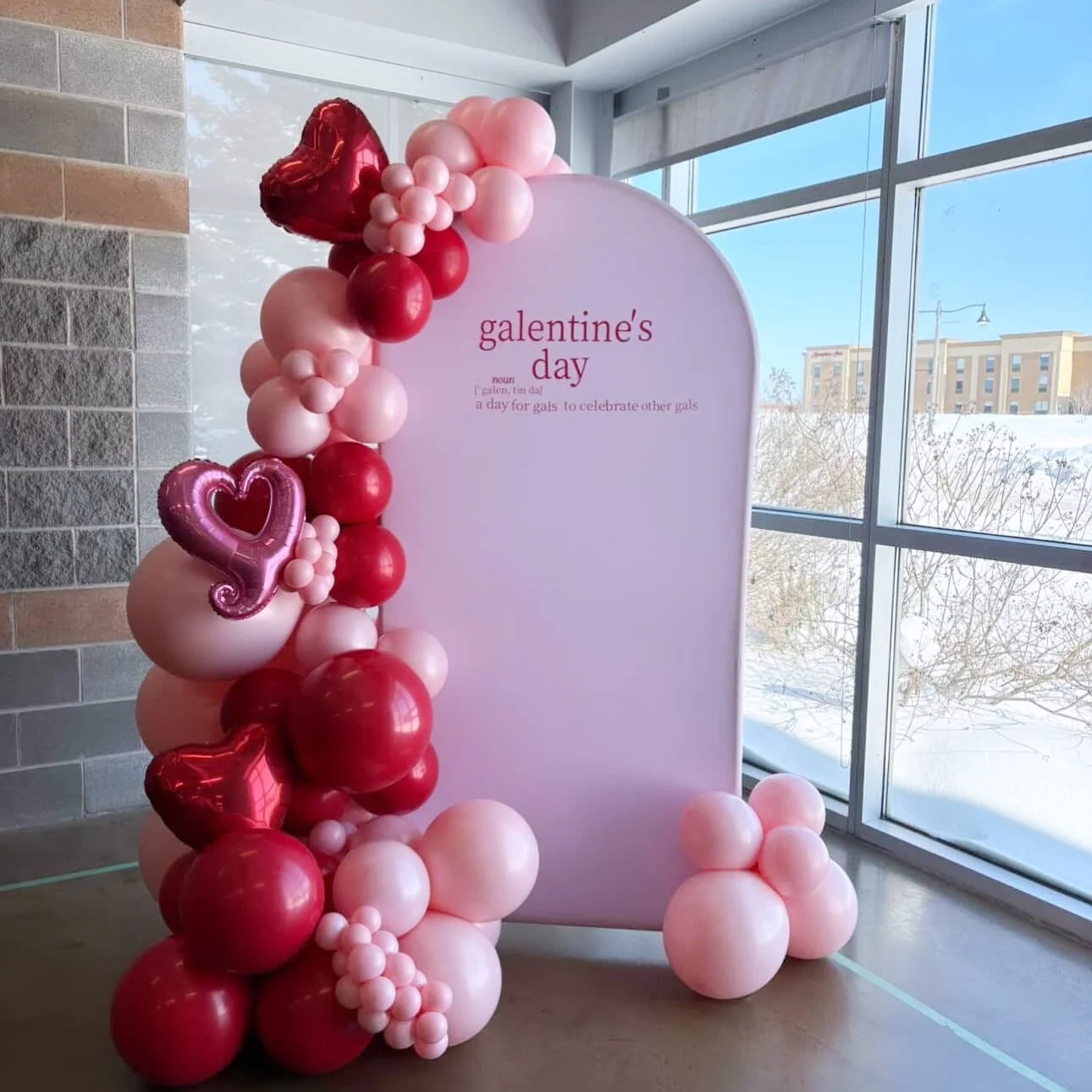 𝘨𝘢𝘭𝘦𝘯𝘵𝘪𝘯𝘦𝘴 𝘥𝘢𝘺❣️
An amazing event hosted by @bloomandcaptureco 💘💌

#galentinesday #galentines #womeninbusiness #valentinesday #valentines