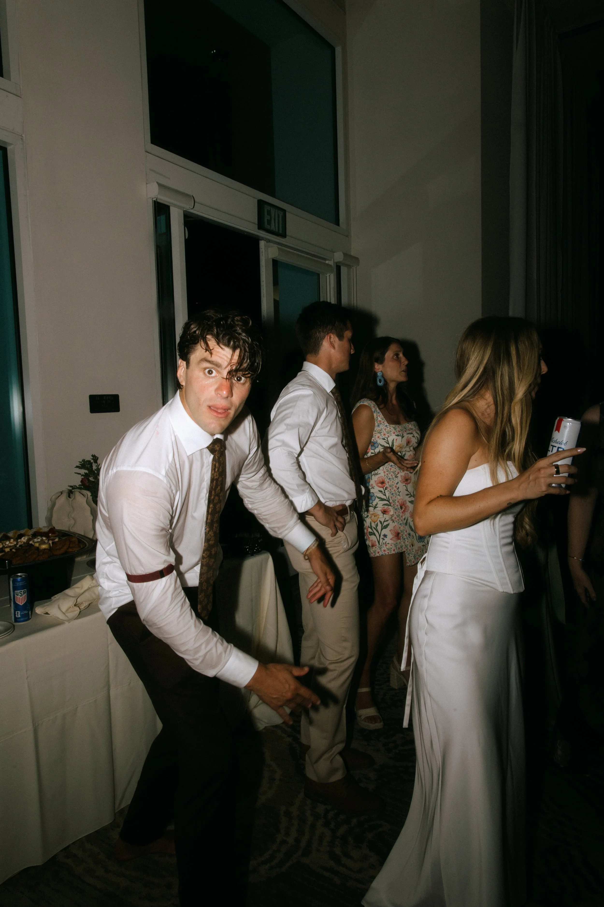 W&B Wedding Sneak Peaks-256.jpg