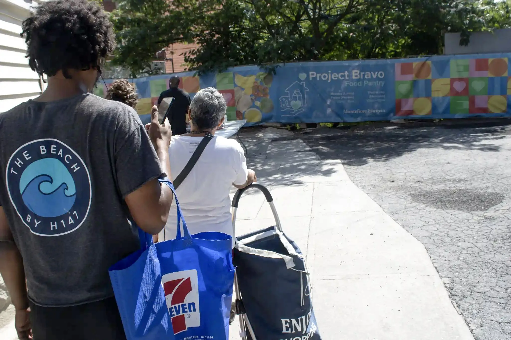 Project Bravo food pantry distributing food to Bronx community