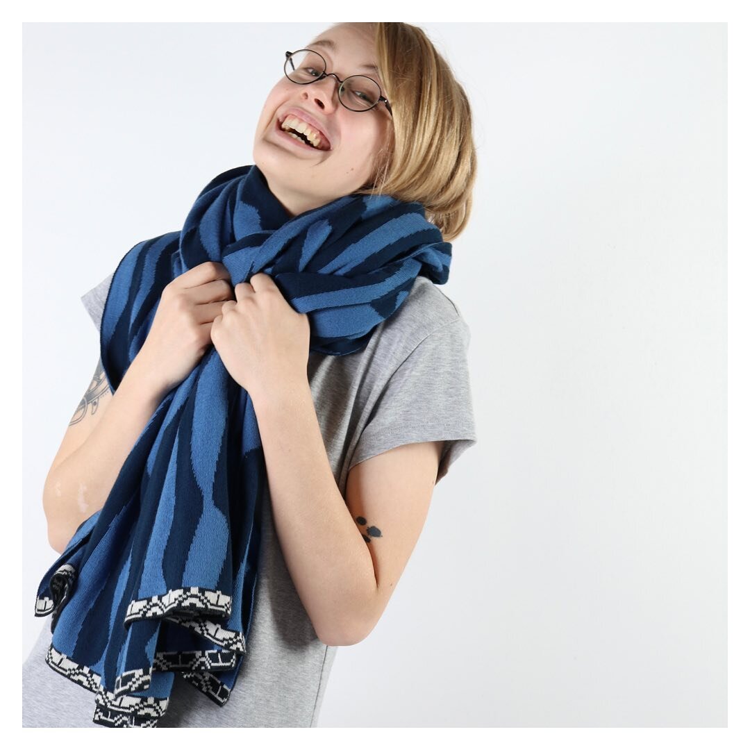 Snow storm coming? Get cozy with our scarf.
.
.
.
#cottonscarf #scandinavianstyle #scandinaviandesign #hyggelife #finnishdesign #hudsonvalleyny #