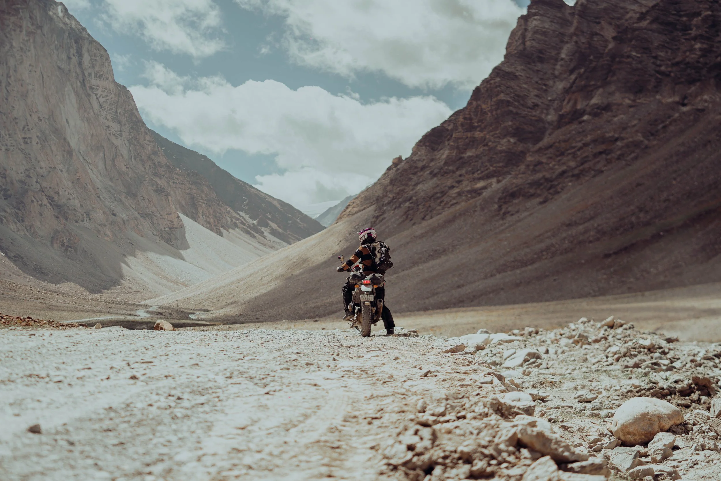 Mighty mountains (Zanskar Expedition)