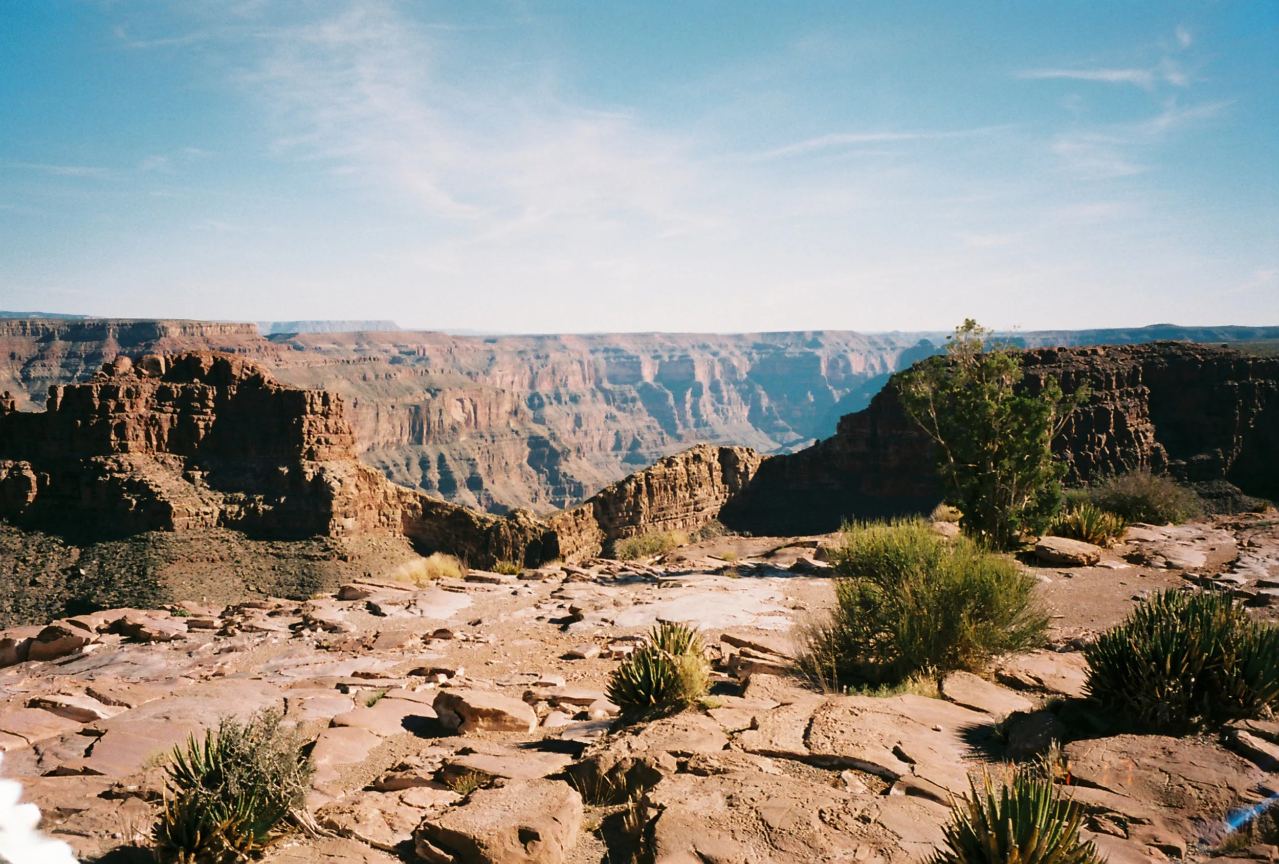 r1-00588-024a.JPG