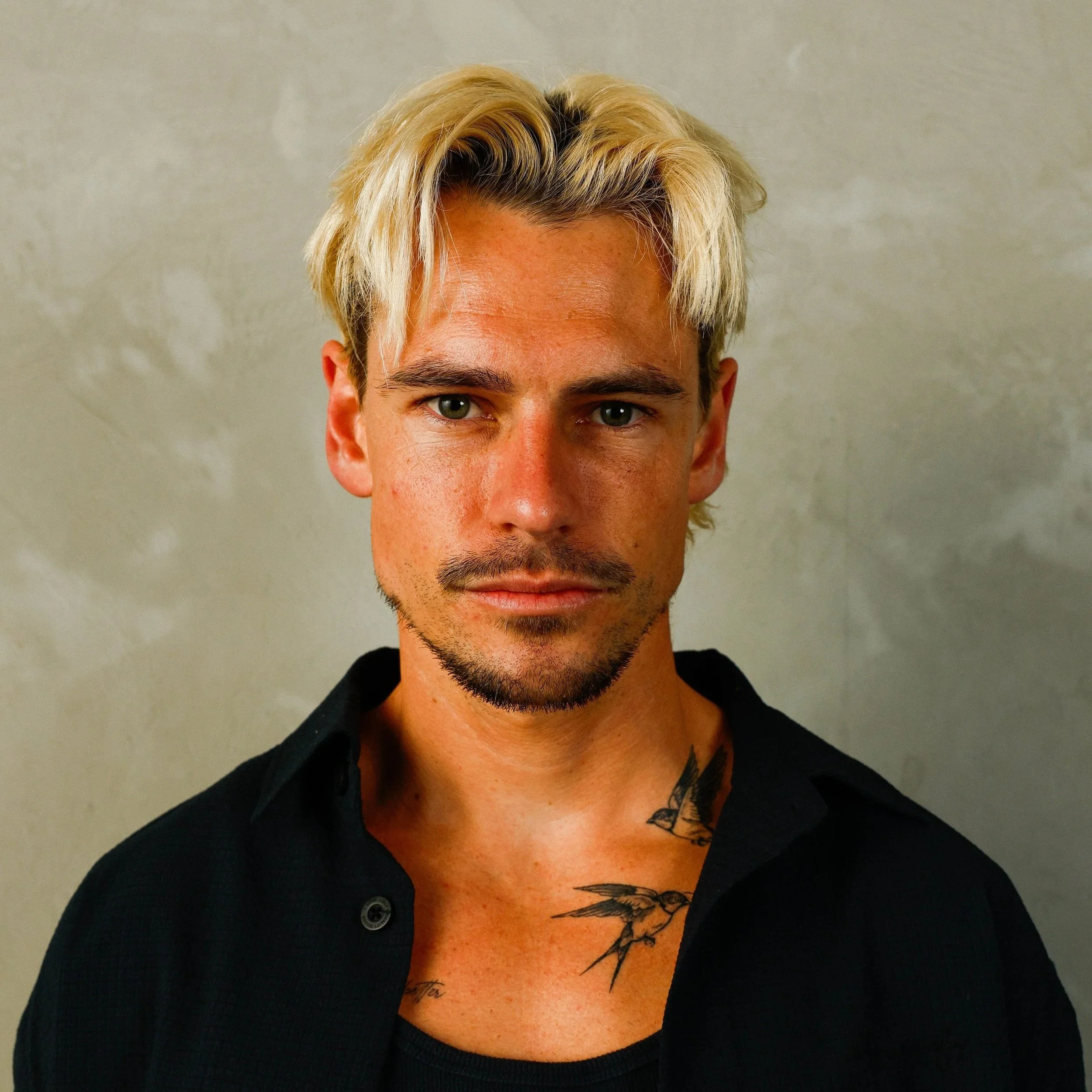Headshots & Profiles