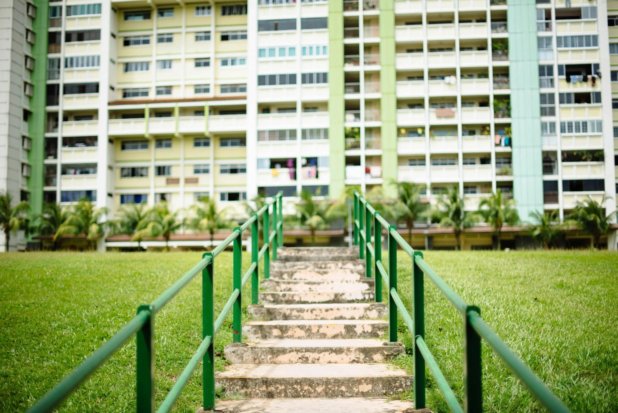 Choosing the Right Fencing, Railing, and Gates for a Property