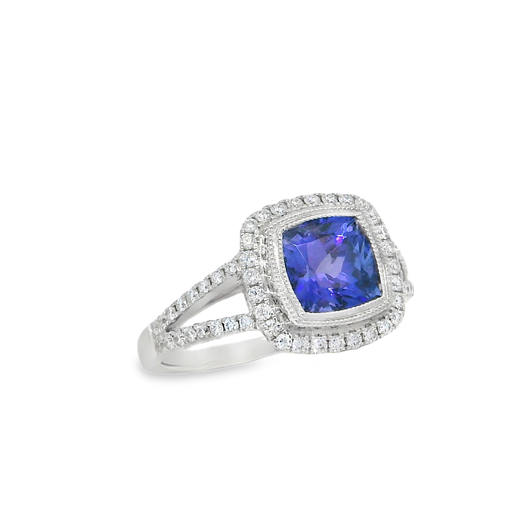 18K White Gold - Cushion Cut - Tanzanite Ring