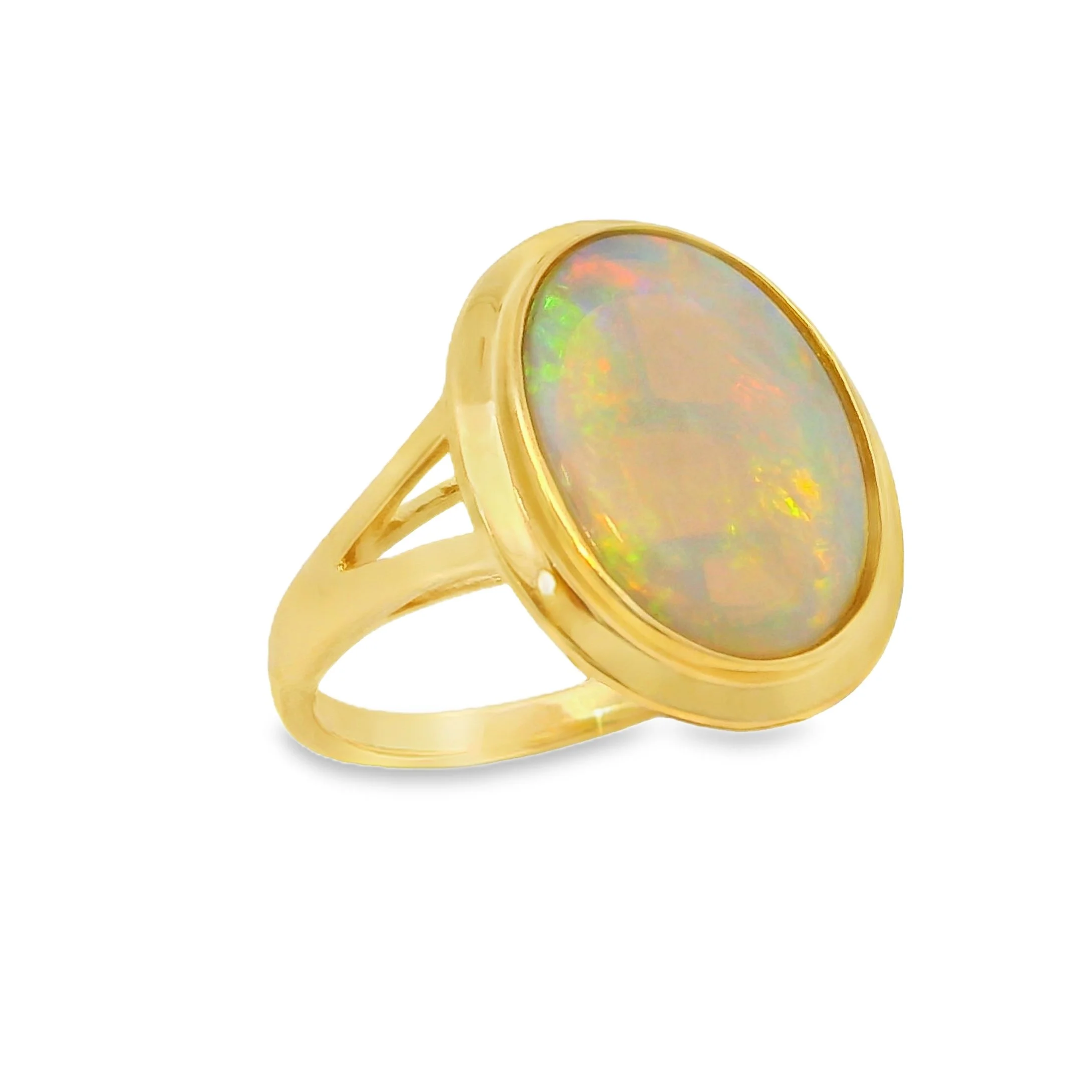 14K Yellow Gold - Oval Cut - Opal Ring