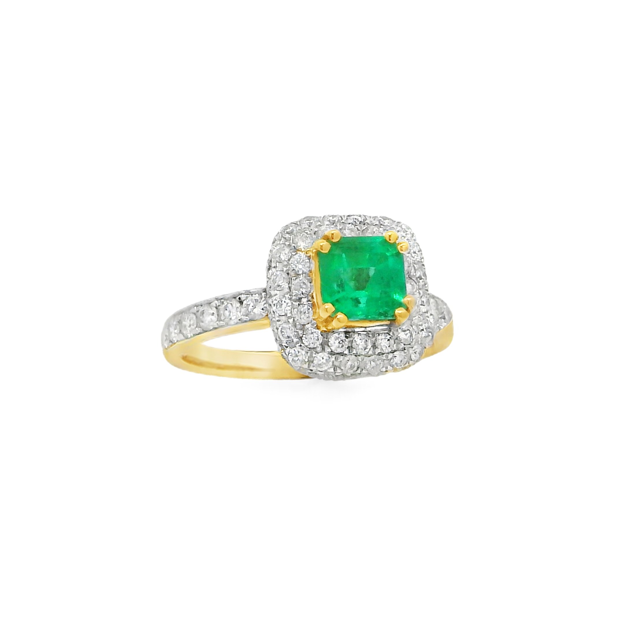 18K Yellow Gold - Princess Cut - Emerald Ring