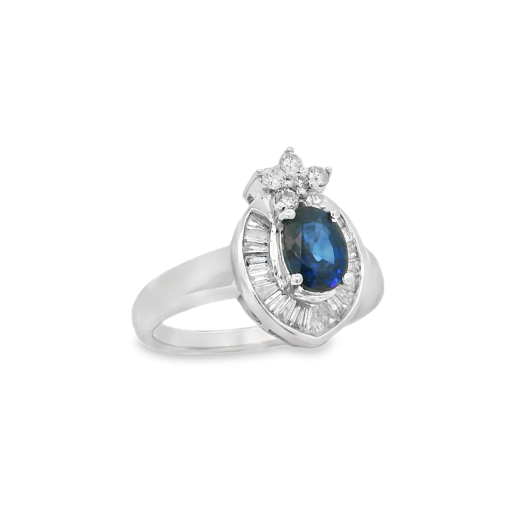 14K White Gold - Oval Cut - Blue Sapphire Ring